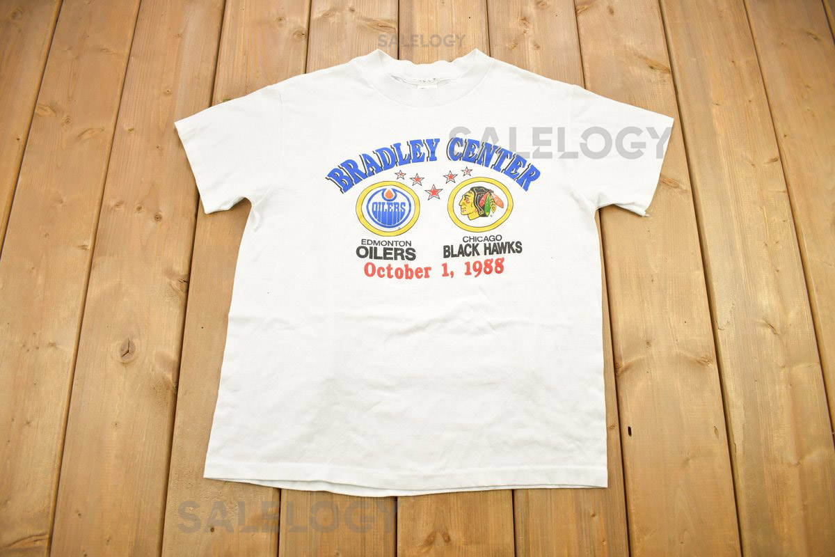 Vintage 1988 Edmonton Oilers Vs Chicago Blackhawks NHL Graphic T-Shirt Made In USA Single Stitch NHL Hockey Bradley Center_407
