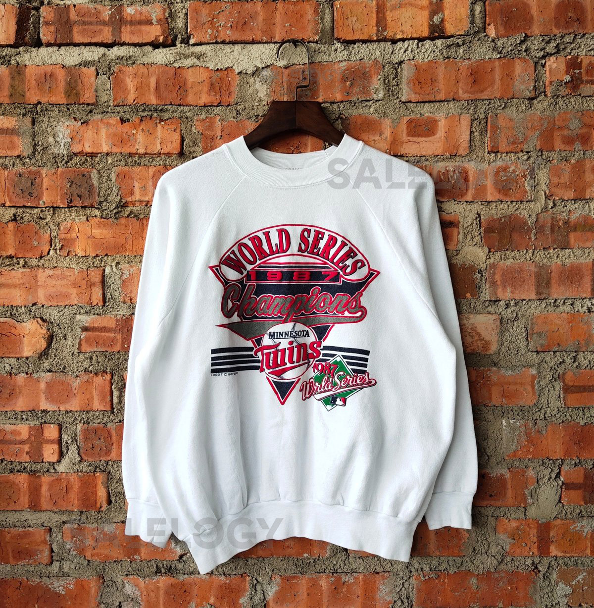 Vintage 80s Minnesota Twins Baseball Sweatshirt Twins Crewneck Twins Pullover Twins Jumper Twins Sweater Printed Logo White Color Mens M_877