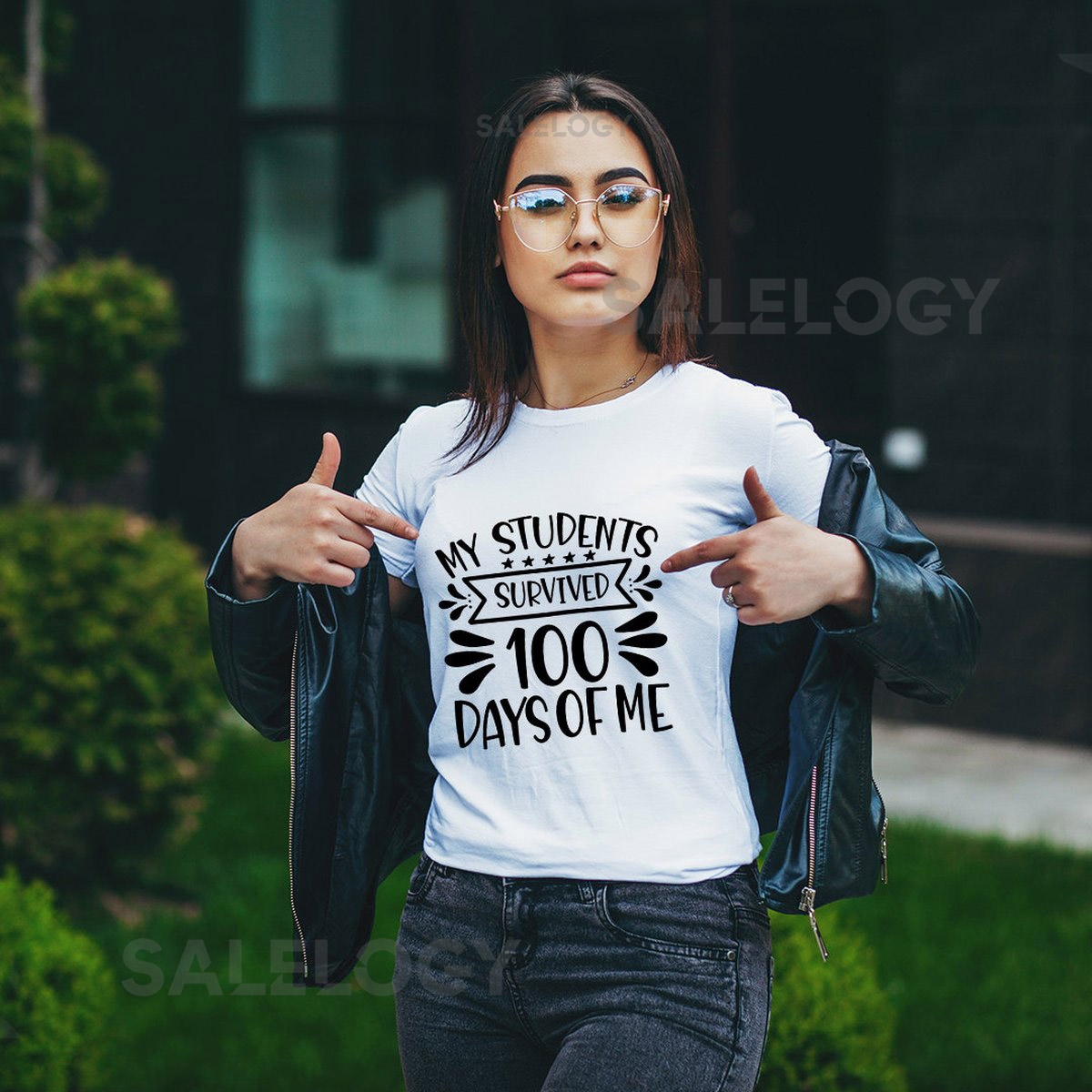 My Students Survived 100 Days of Me T-Shirt - Customized Graphic Unisex Tee - Gift For Teachers - Teacher Student Bond - Student Achievement_748