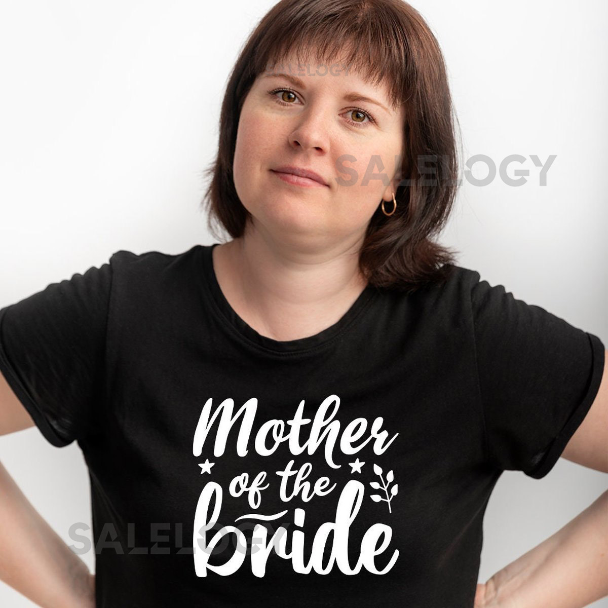Mother of the Bride T-Shirt - Customized Graphic Women Tee - Wedding Party - Family Love -Special Wedding Role Tee - Mom's Love_702