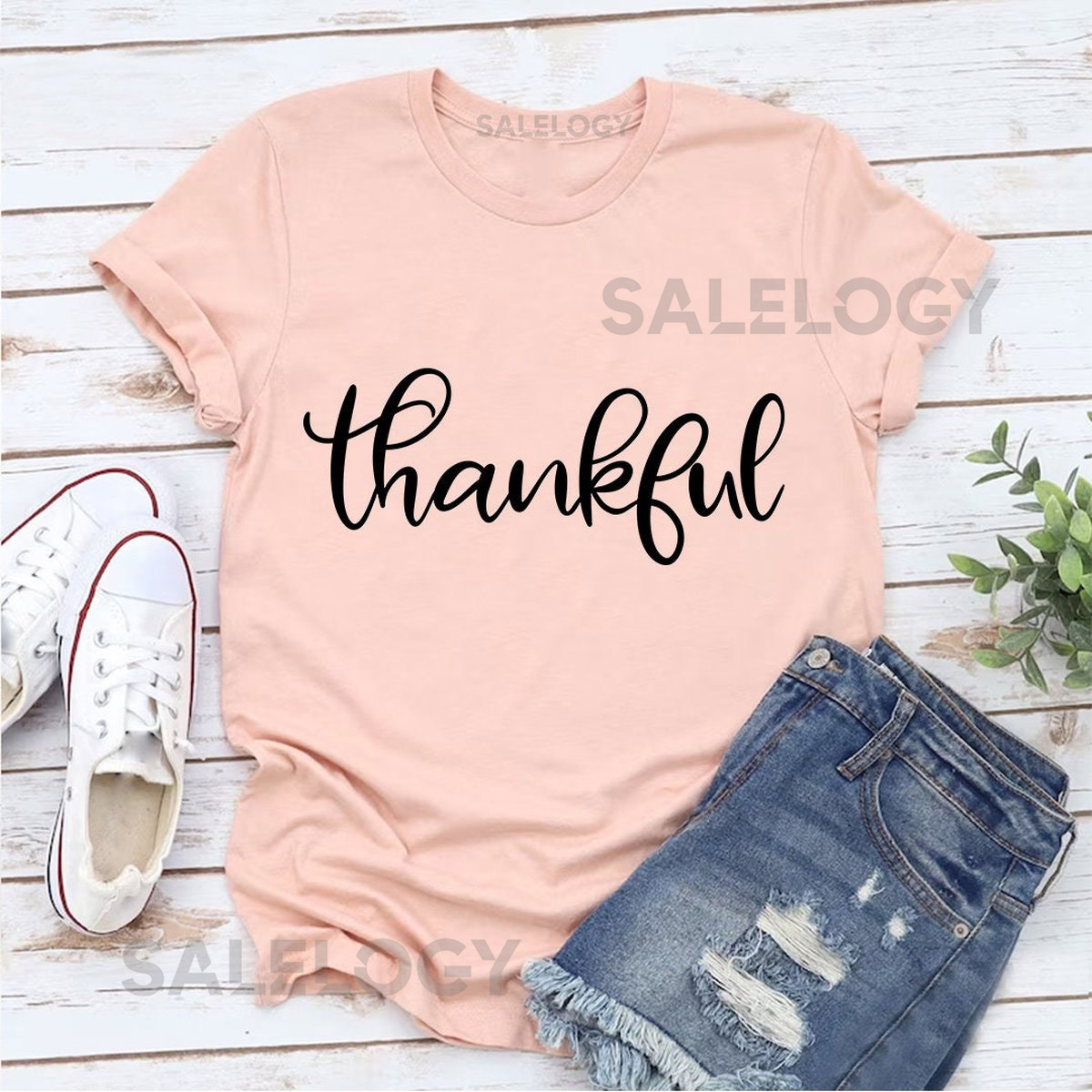 Thankful T-Shirt - Customized Graphic Unisex Tee - Positive Mind - Grateful Heart - Thankfulness - Gratitude_1064
