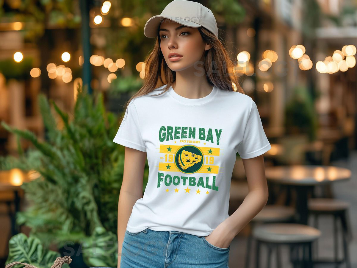 Green Bay Football Vintage T-Shirt Retro Packer Shirt Unisex Game Day Gift Green Bay Fan Gear Football Fan Gift_437