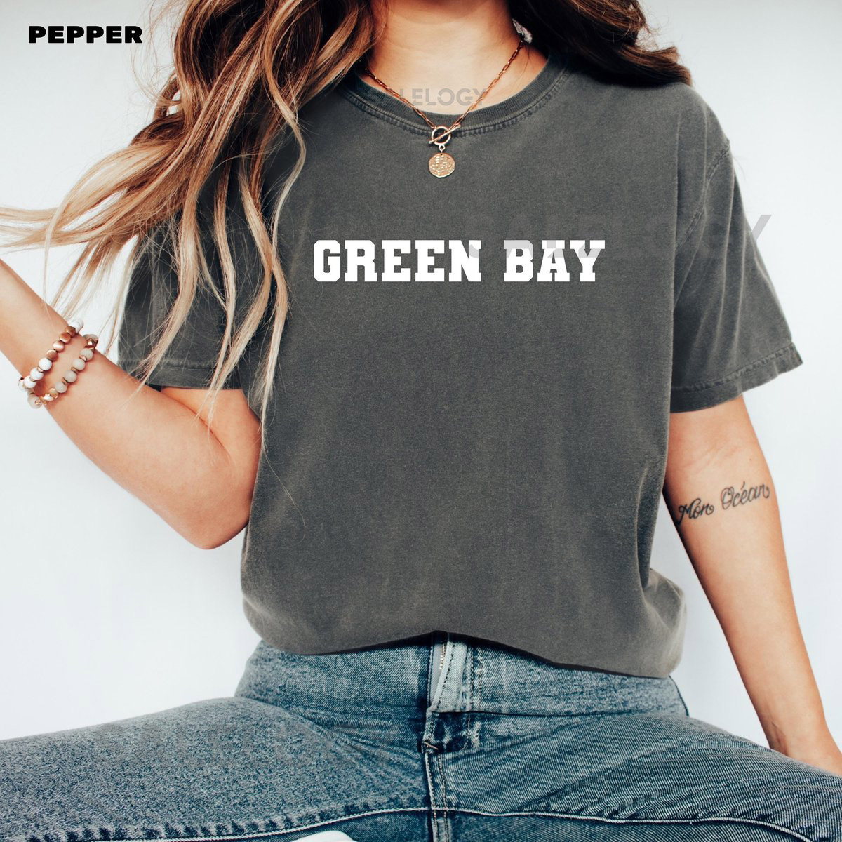 Vintage Green Bay Football T-Shirt Comfort Colors Unis_948