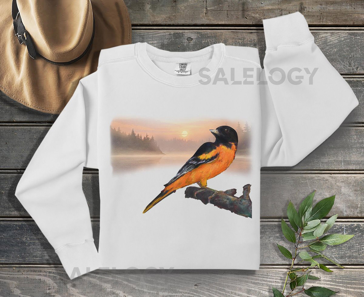 Vintage Baltimore Oriole Watercolor on Comfort Colors Sweatshirt_636