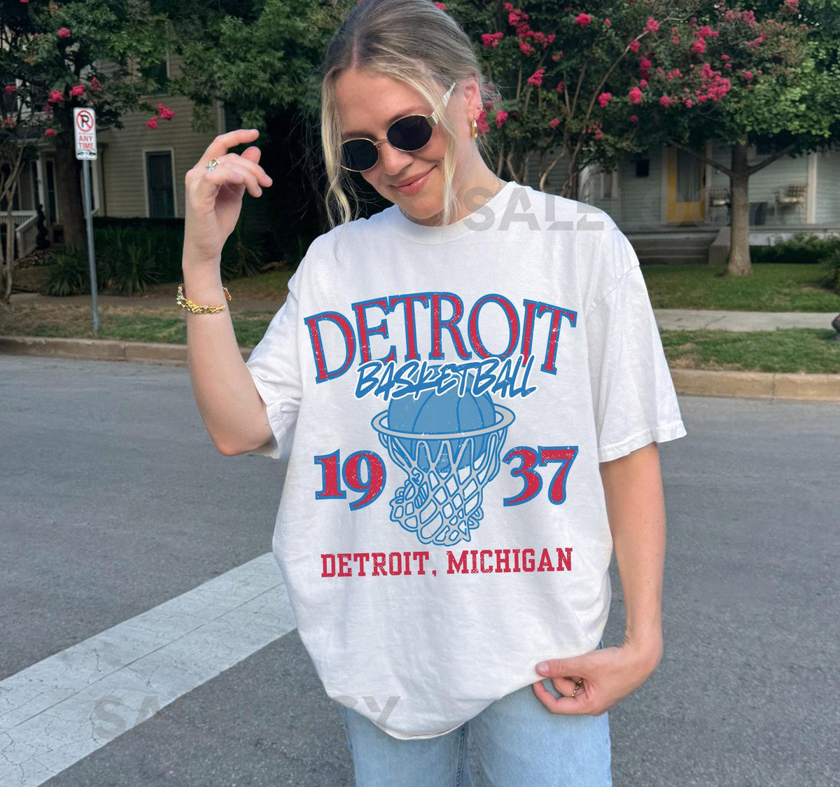Retro Detroit Basketball T-Shirt Unisex Vintage Sports Tee_714