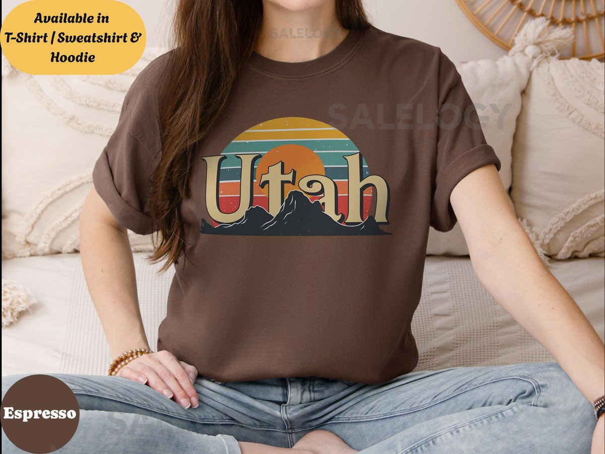 Comfort Colors Utah Outdoorsy Shirt Southwest Mountain Sunset Graphic Western Nature Lovers Sweatshirt Hoodie_107
