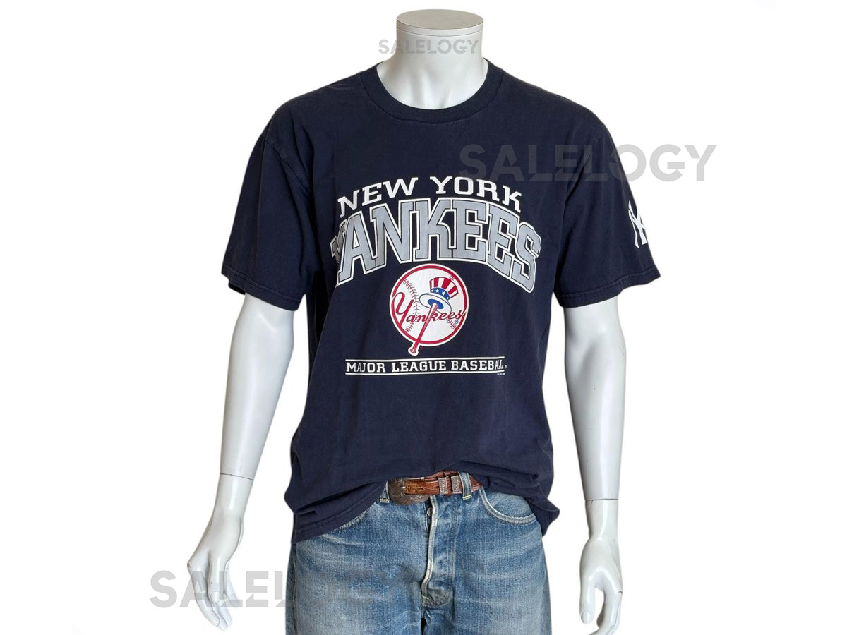 Vintage 1990 New York Yankees T-Shirt by Lee Size Large Made in Mexico_386