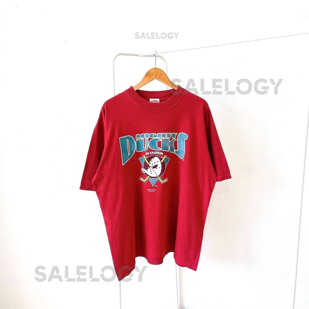Vintage 90s Anaheim Ducks Mighty Ducks hockey Nutmeg mills red t shirt XL_679