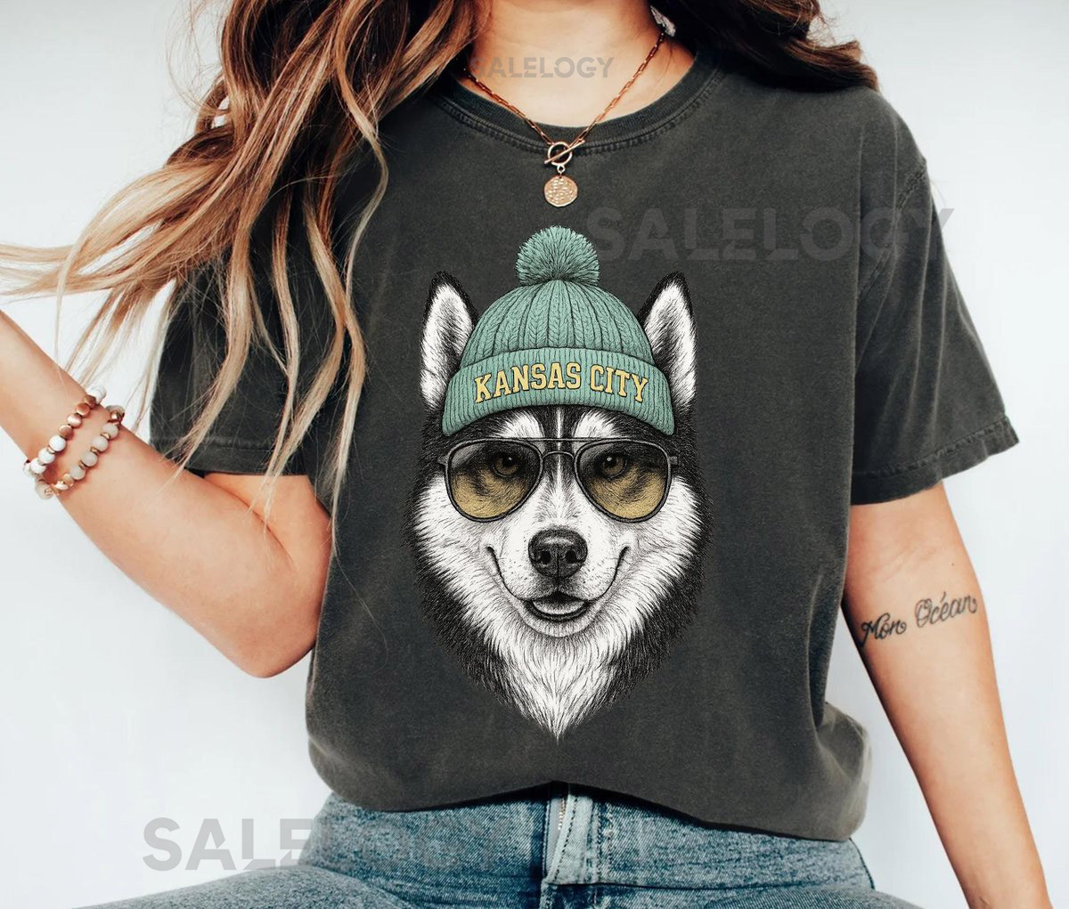 Kansas City Football Shirt Wolf Comfort Colors Chiefs Shirt Trendy Kansas City Fan Tee Retro Football Crewneck Football Season NFL Shirt_366