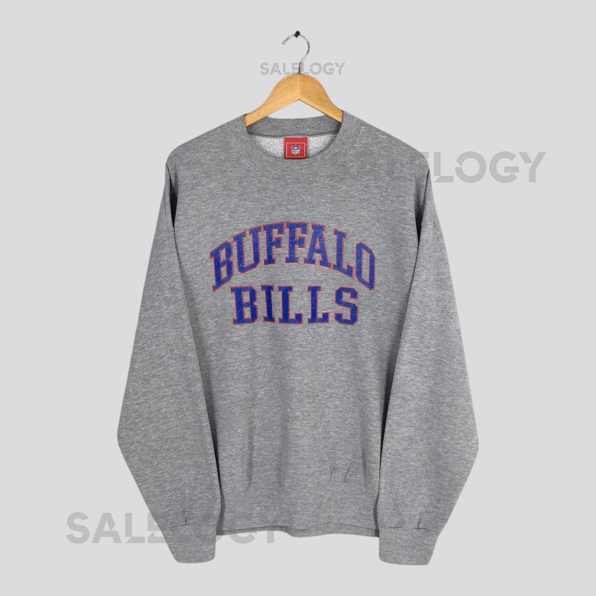 Vintage Buffalo Bills NFL Gray Sweatshirt 2XLarge Buffalo Bills Printed Spell Out Crewneck Buffalo Bills American Football Sweater Size 2XL_1003