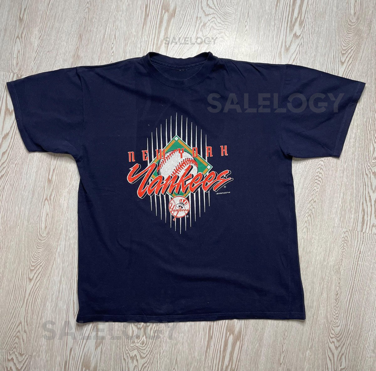 Vintage 1993 New York Yankees Athletic Logo tshirt size XL_398