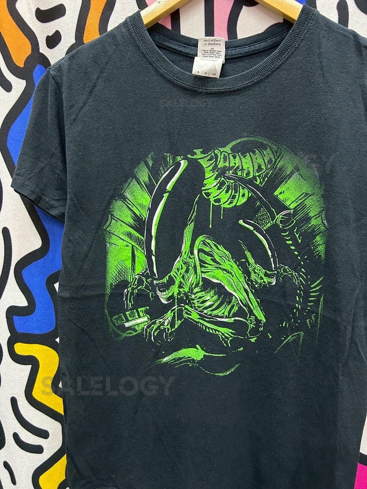 Vintage 2000s Alien Predator Movie tshirt size S_676