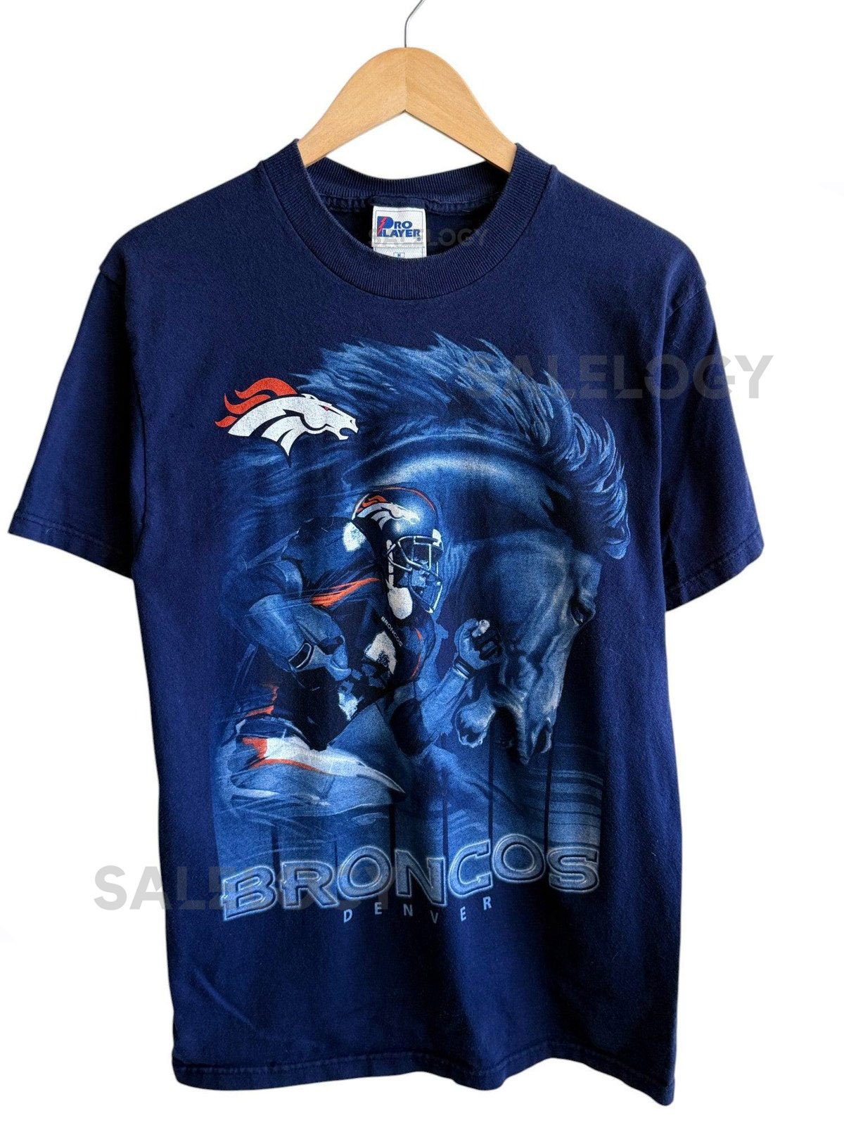 Vintage Y2K Denver Broncos Big Print NFL Logo Tee Size Medium_605