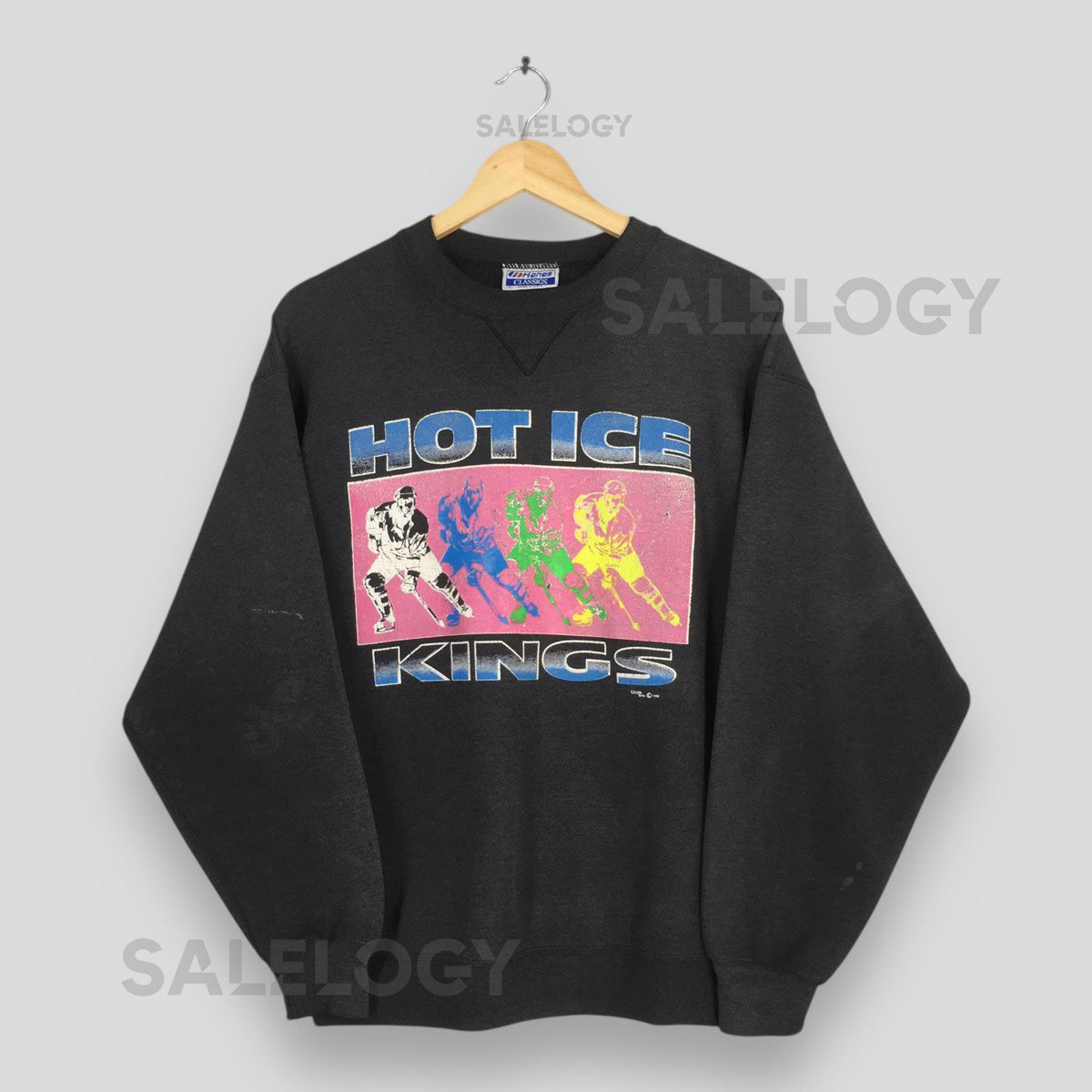 Vintage Hot Ice Kings Hockey Black Sweatshirt Large Hot Ice Kings Hockey Player Printed Graphics Jumper Retro Game Day Pullover Sweater L_726