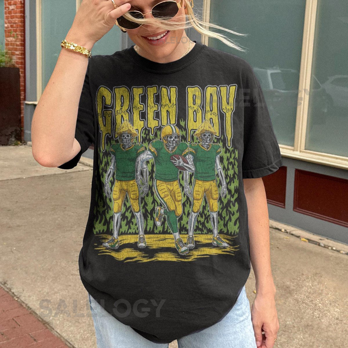 Vintage Green Bay Football Shirt Retro Packers Football Graphic Tee Old School Sunday Football Shirt Green Bay Fan Gift_728