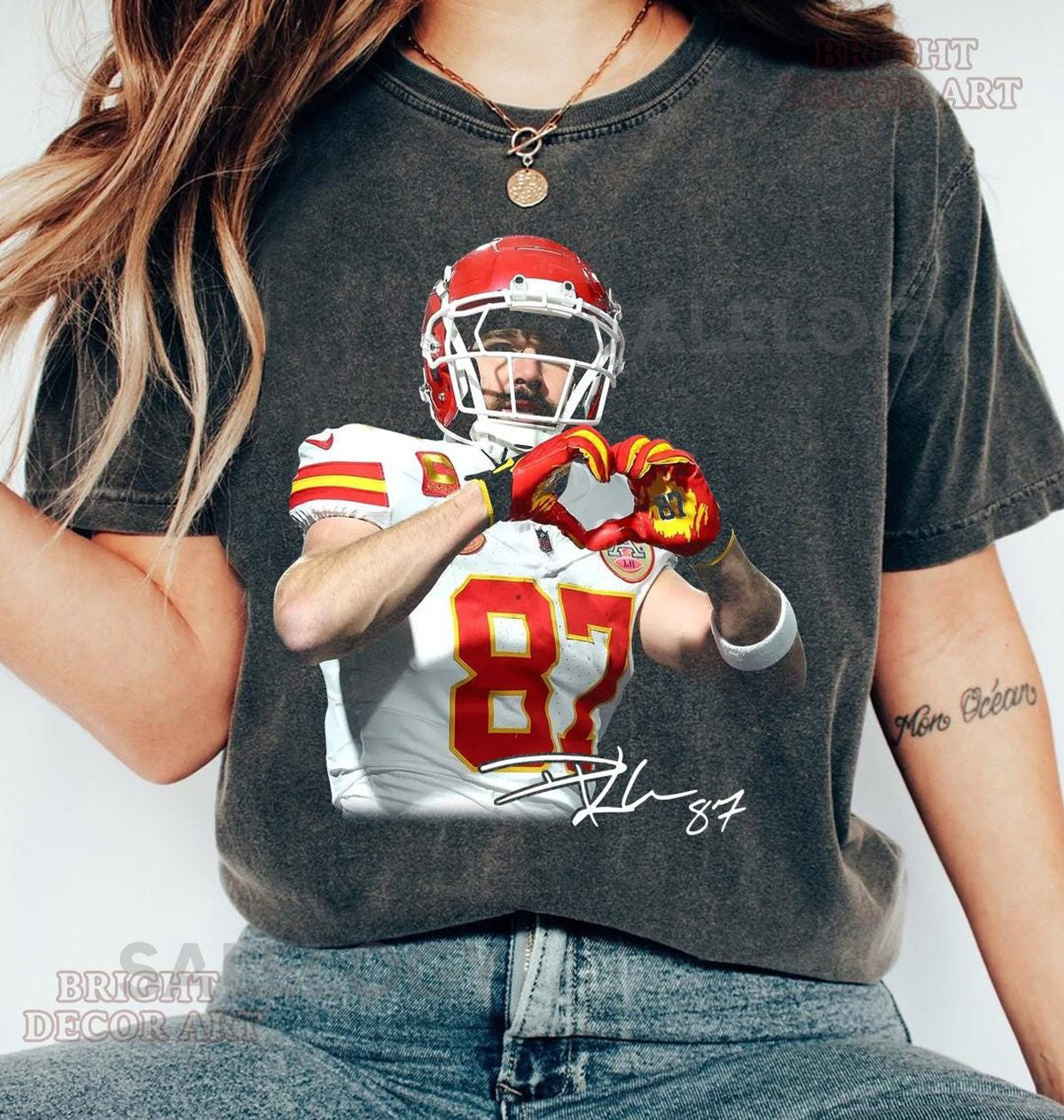 Travis Kelce 87 Love Sign Unisex Comfort Colors Shirt Travis Kelce Shirt Kansas City Football Vintage T-Shirt Football Game Day Tee_764