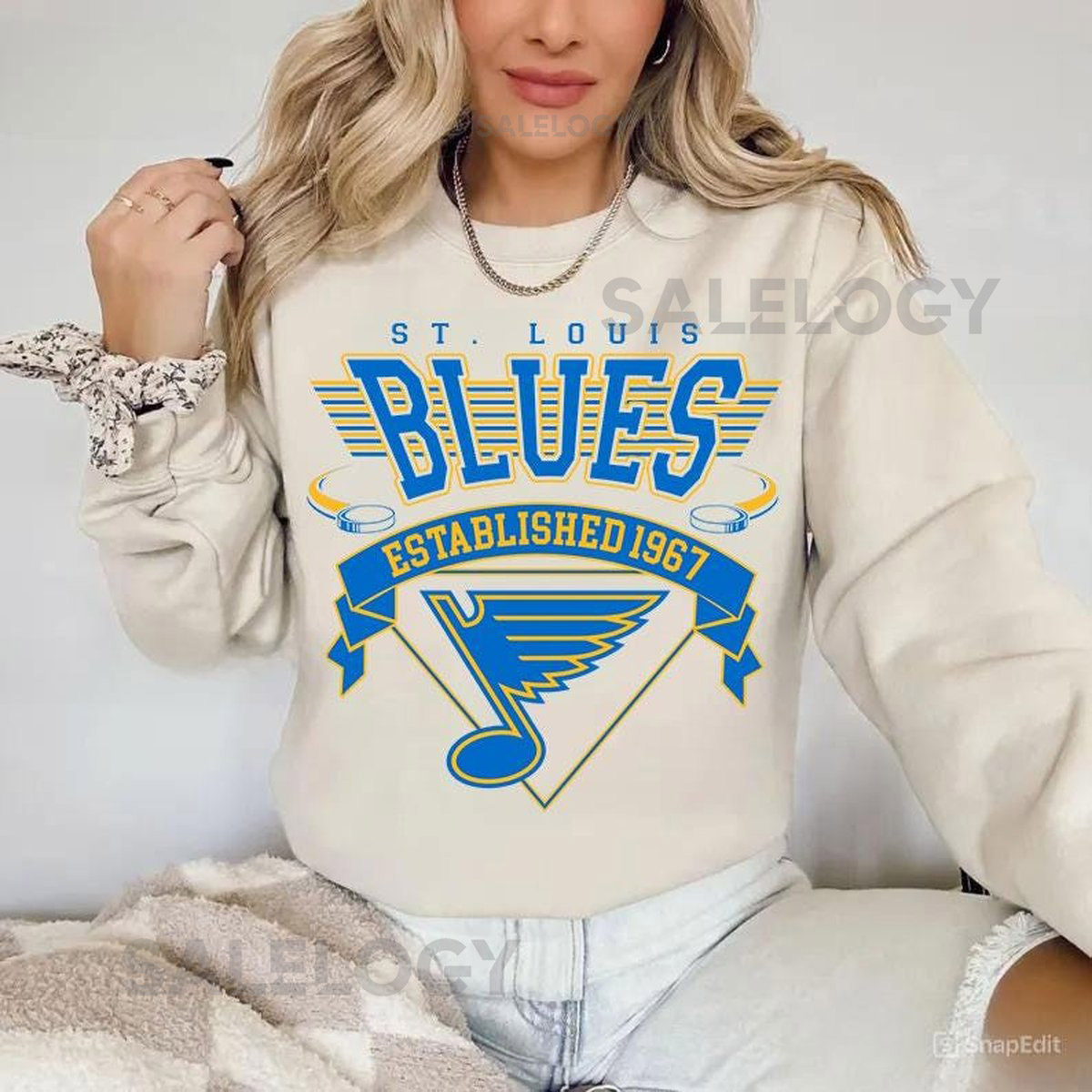 St. Louis Blues Sweatshirt Crewneck Vintage Blues shirt St. Louis Hockey Fan shirt Hockey Tee Blues Sweatshirt_518