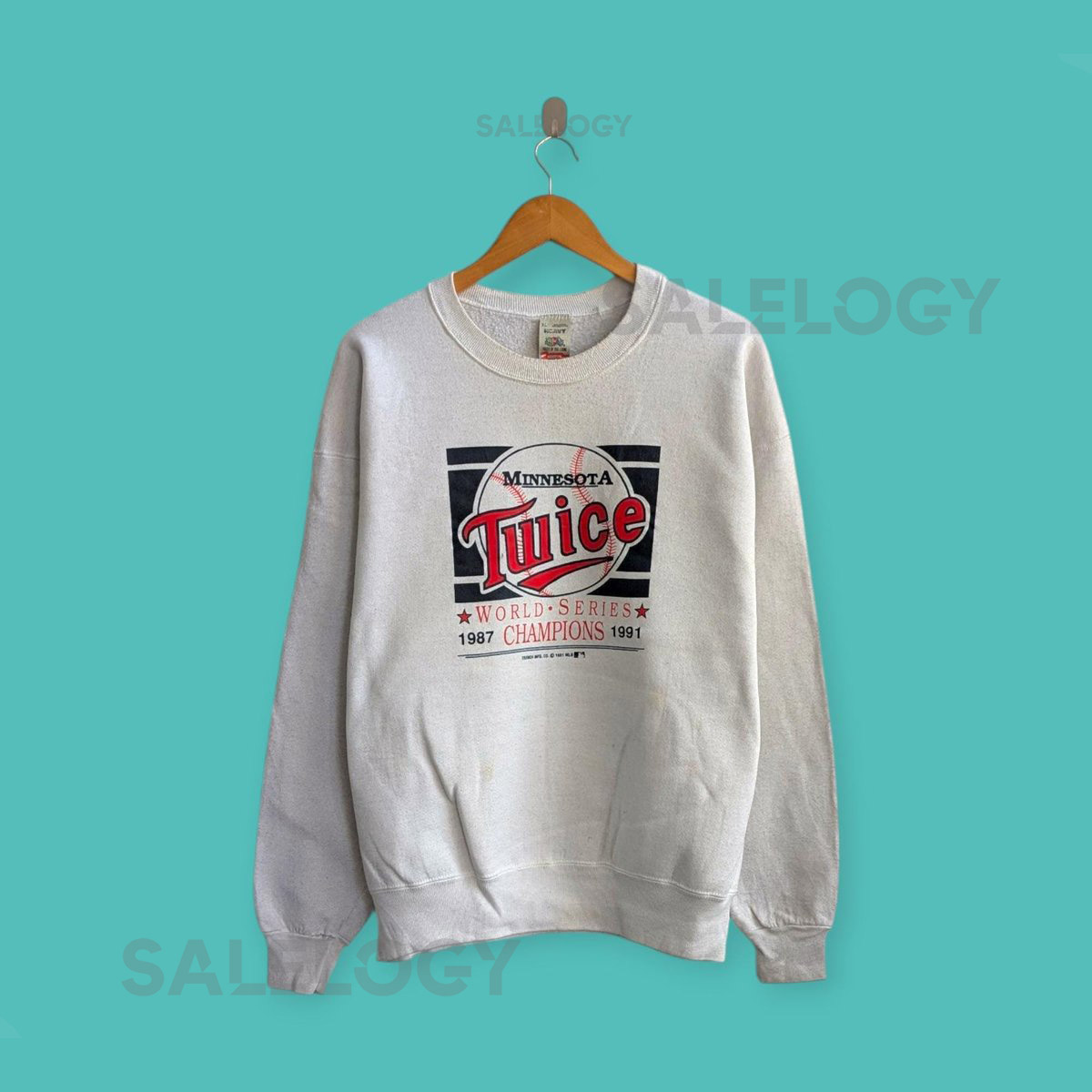 vintage 1991 Minnesota twins sweatshirt Minnesota twins crewneck Minnesota twins sweater pullover streewear style white colour size x-large_869