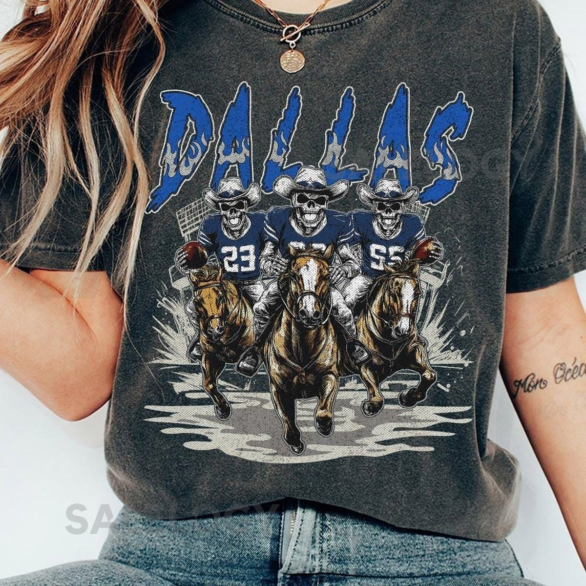 Dallas Cowboy Football Skull Vintage Shirt Game Day Pullover 90s Cincinnati Football Game Day Apparel Sweatshirt Trendy Fan Gift DSH17_112