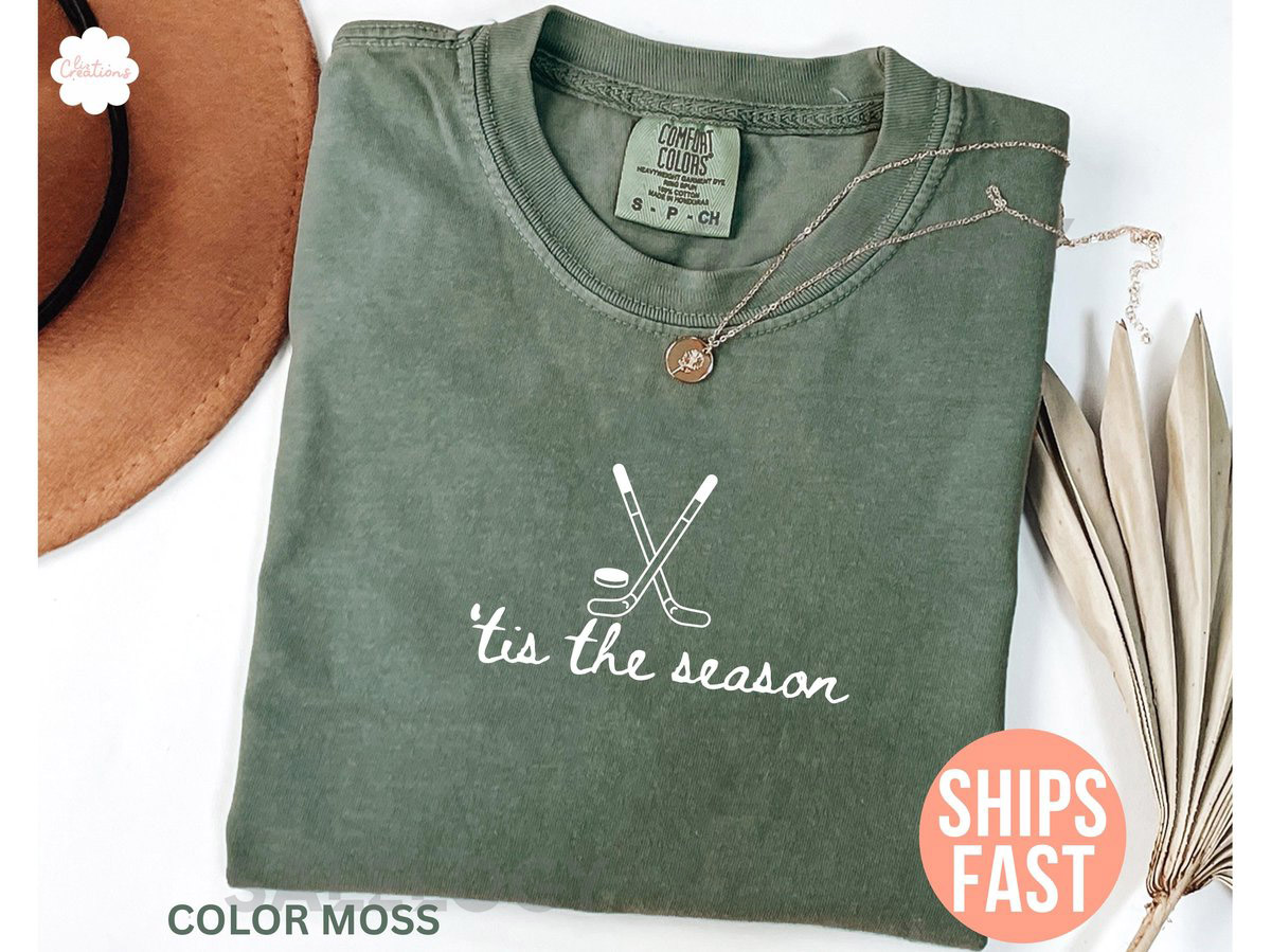 Comfort Colors Tis The Season Hockey Shirt Women's Hockey Mama T shirt for Game Day Hockey Tee Sports Mom Shirt Ice Hockey Player Gifts_103