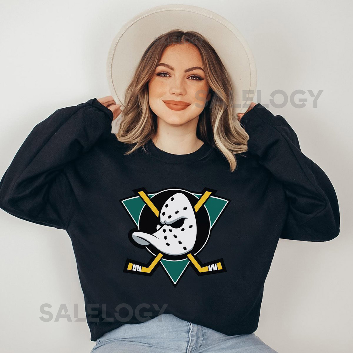 Vintage Mighty Ducks Crewneck Sweatshirt Anaheim Hockey Shirt Retro Ducks Hoodie Fan Gift Top_731