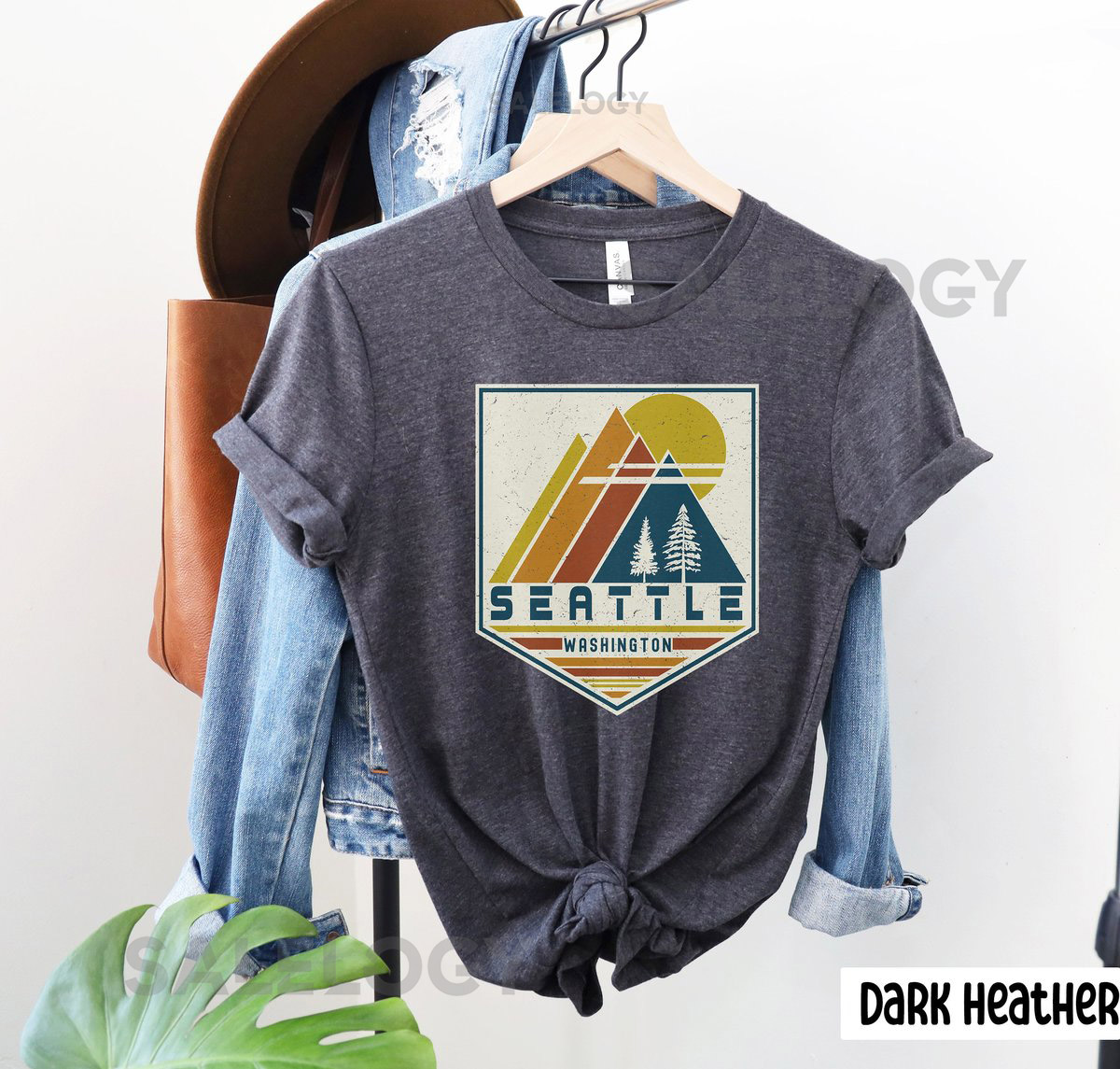 Seattle Shirt Washington Shirt Seattle Souvenir Seattle Gift Travel Gift Matching Family Retro Ski Washington Graphic Travel Tee_397