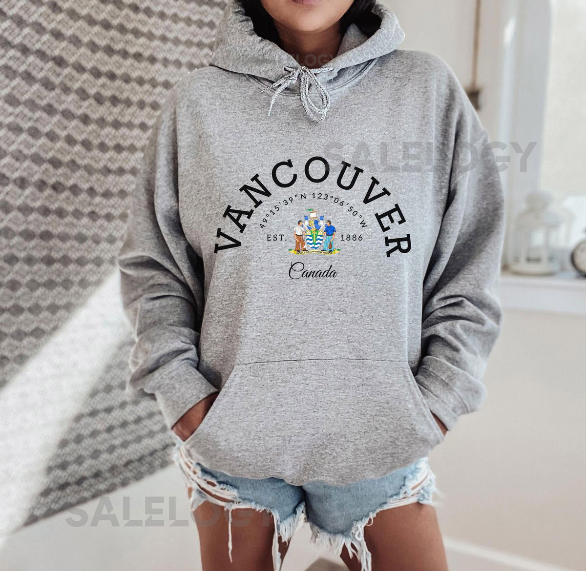 Vancouver Hoodie Vancouver T-Shirt Vancouver Souvenir Vancouver Shirt Canada T-Shirt Canada Gift Vintage Canada Shirt Heraldic_533