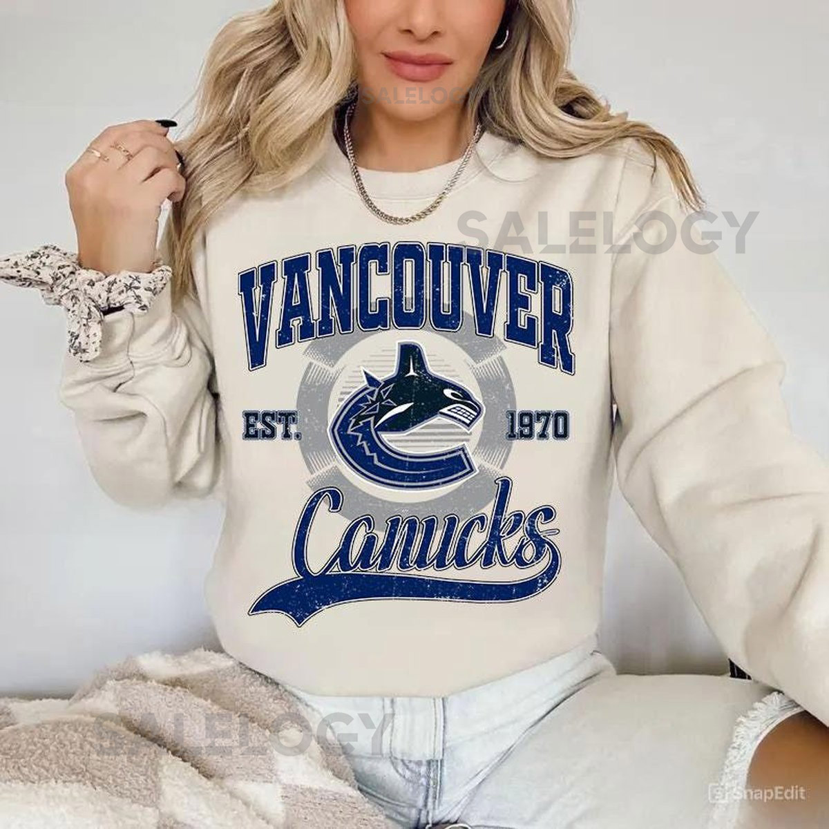 Vancouver Canucks Sweatshirt Vintage Vancouver hockey shirt Vancouver Hockey Crewneck Canucks Hockey youth sweater Hockey Fan gift_512