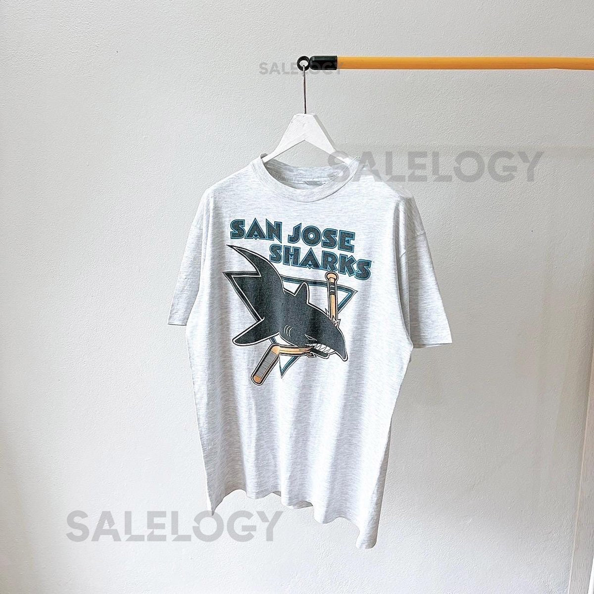 Vintge 1990s Hanes San Jose Sharks NHL T-shirt size L_662