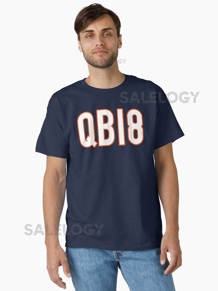QB18 CHICAGO (White) Classic T-shirt