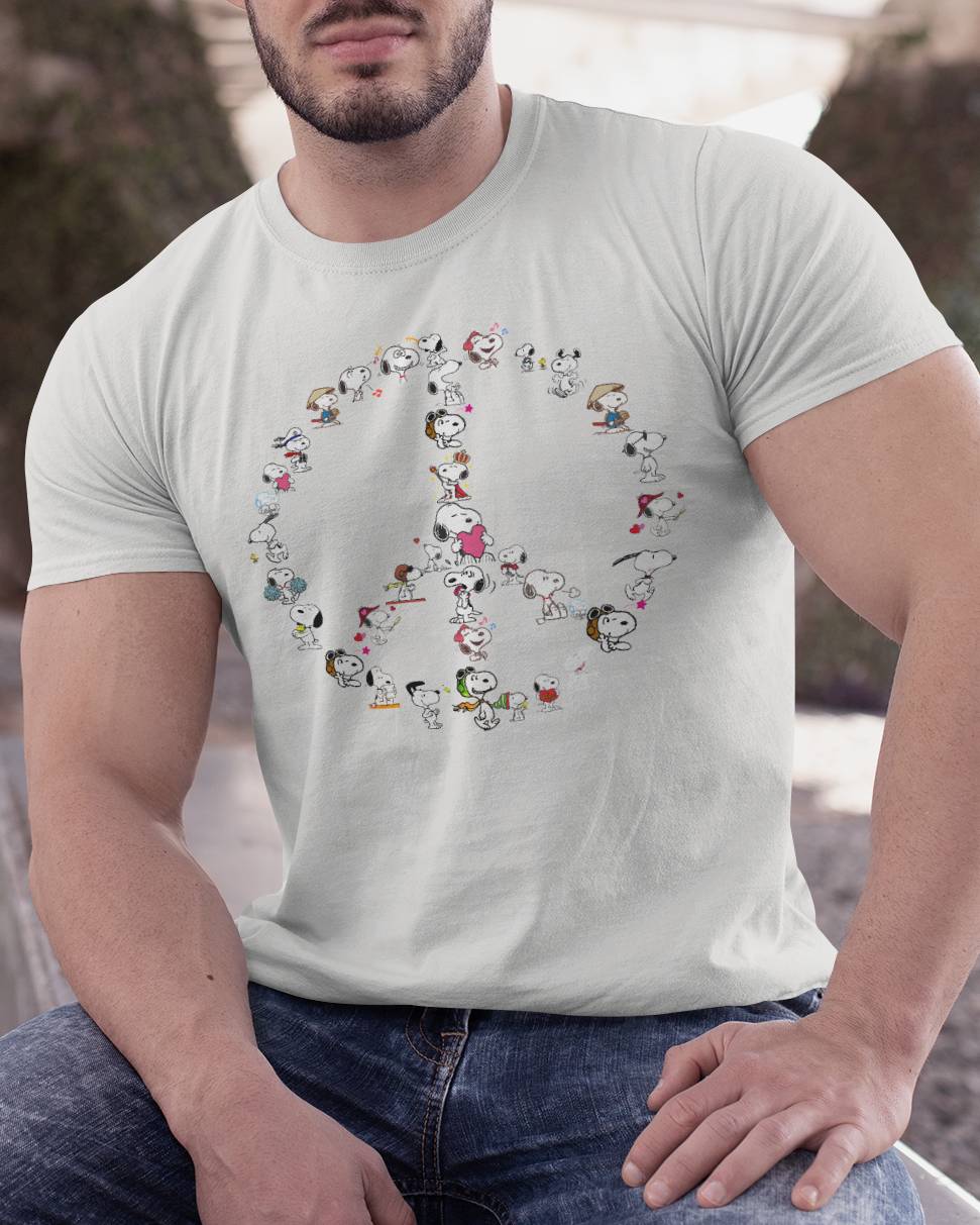 Peanuts Snoopy Peace Sign Custom Print Vintage Bootleg Retro Apparel – Cute Snoopy Posts Peace Symbol T-Shirt, Hoodie & Sweatshirt