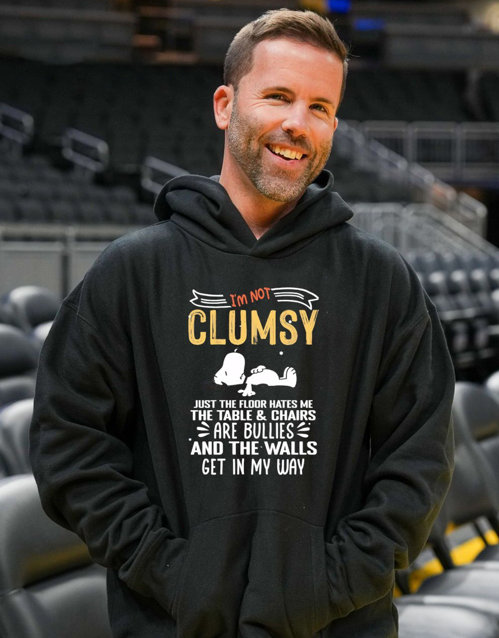 Peanuts Snoopy T-Shirt – Funny I’m Not Clumsy Just The Floor Hates Me, The Table And Chairs Too Vintage Bootleg Humor Tee