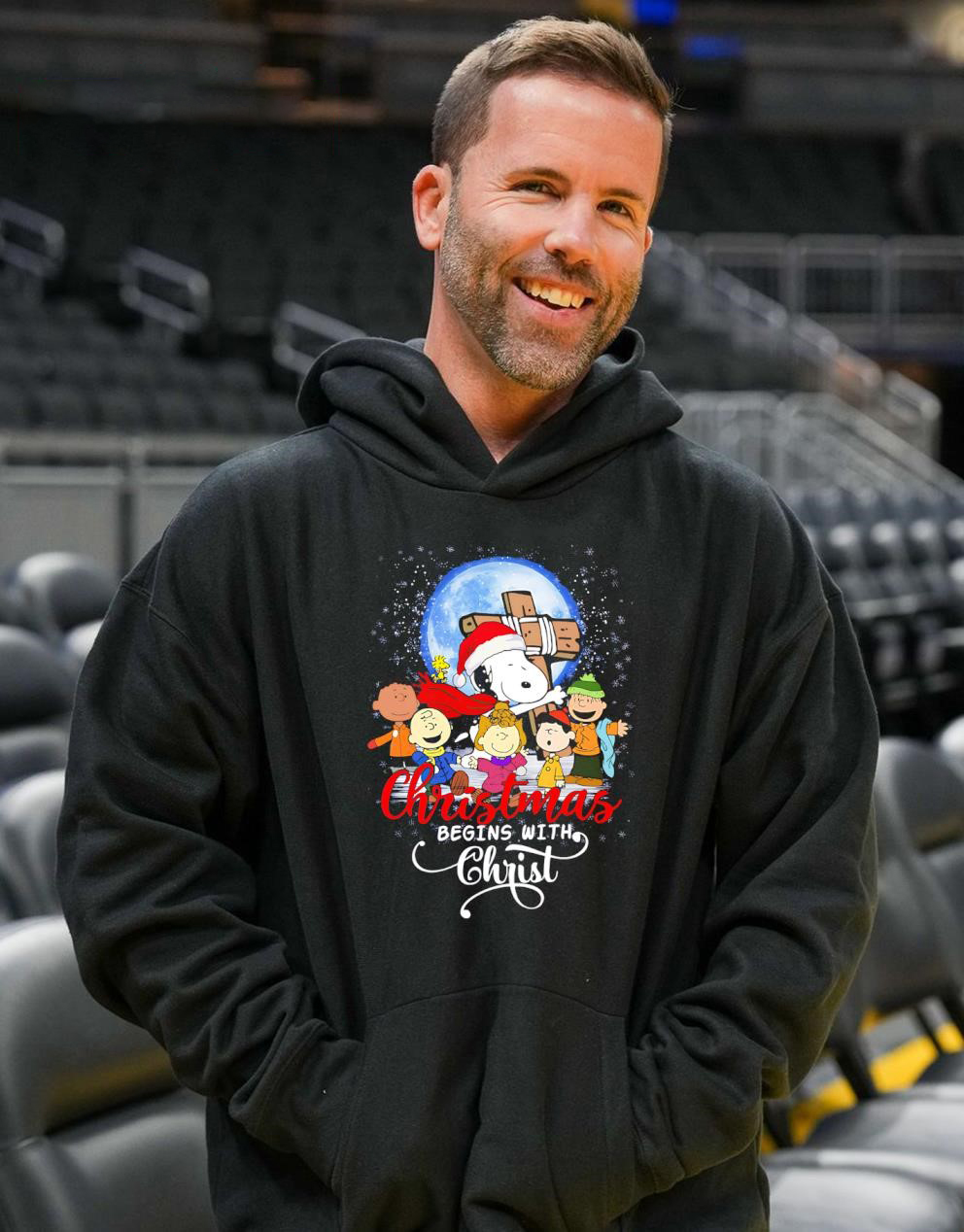 Peanuts Snoopy Christmas T-Shirt – Cute Peanuts Characters Christmas Begins With Christ Vintage Bootleg Holiday Tee