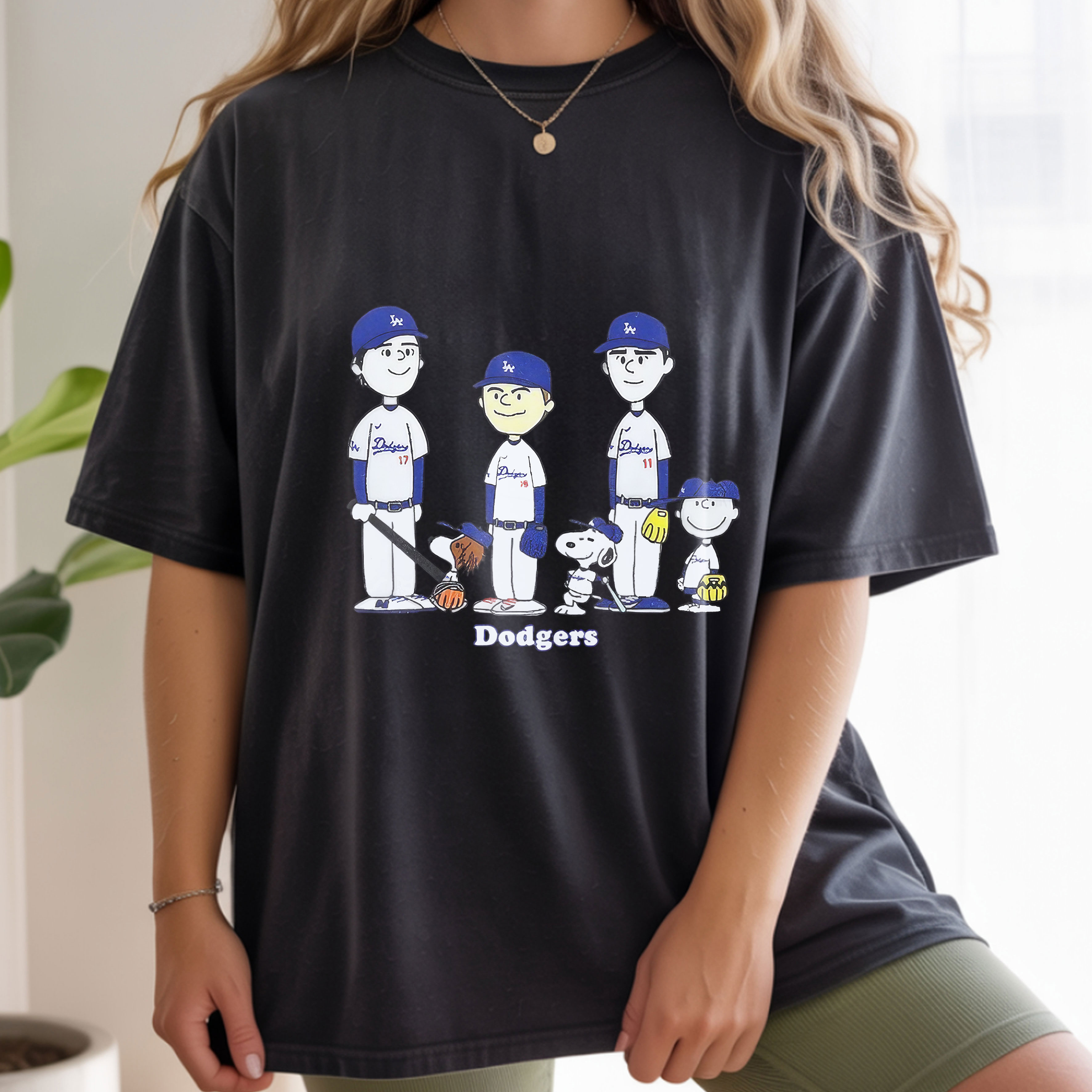 Snoopy and Peanuts Yamamoto Ohtani Kike Julio Los Angeles Dodgers MLB Baseball 2025 Crossover Vintage Bootleg Sports Apparel – T-Shirt, Hoodie & Sweatshirt
