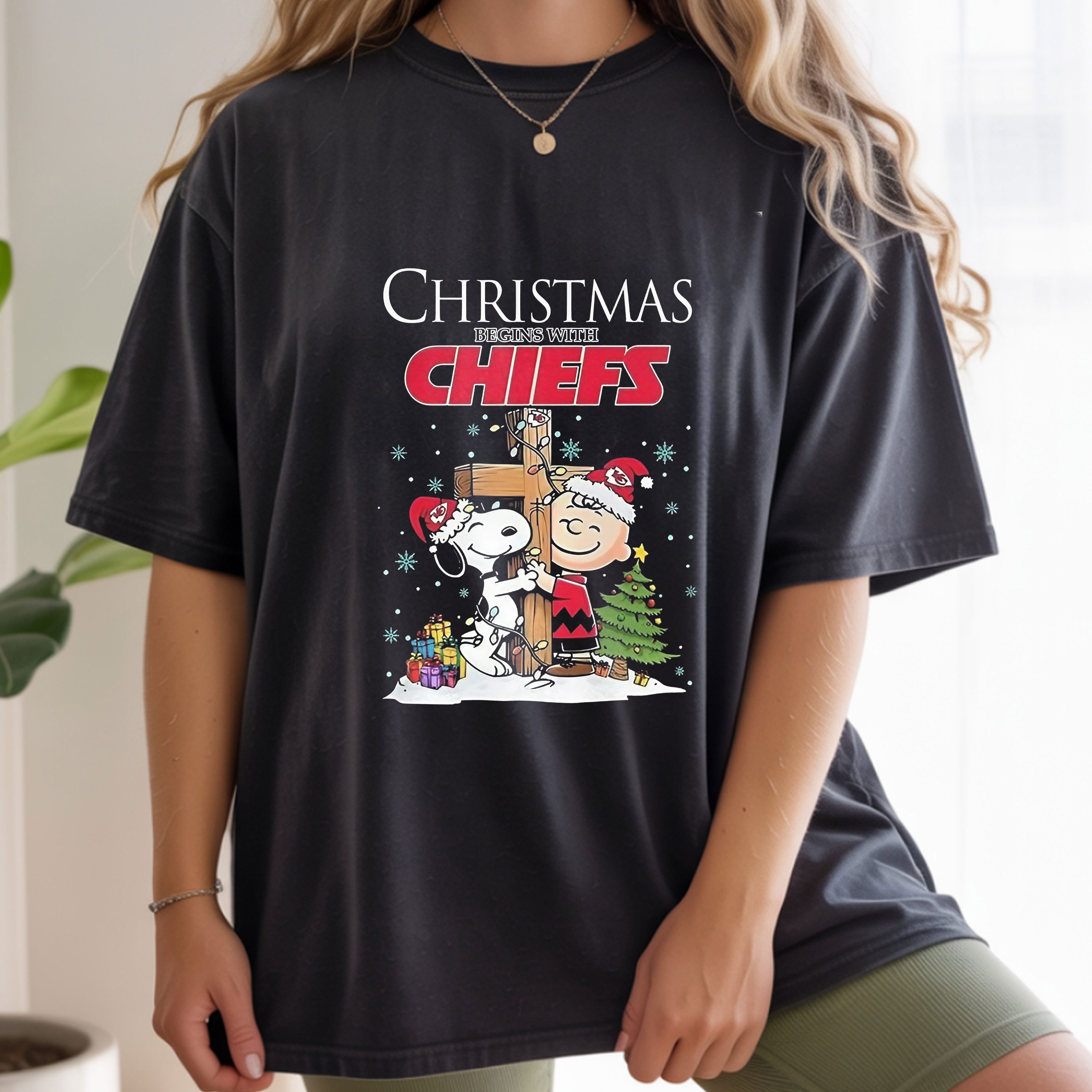 Snoopy And Charlie Brown Christmas Begins With Kansas City Chiefs Christian Faith Holiday Vintage Bootleg Apparel – T-Shirt, Hoodie & Sweatshirt