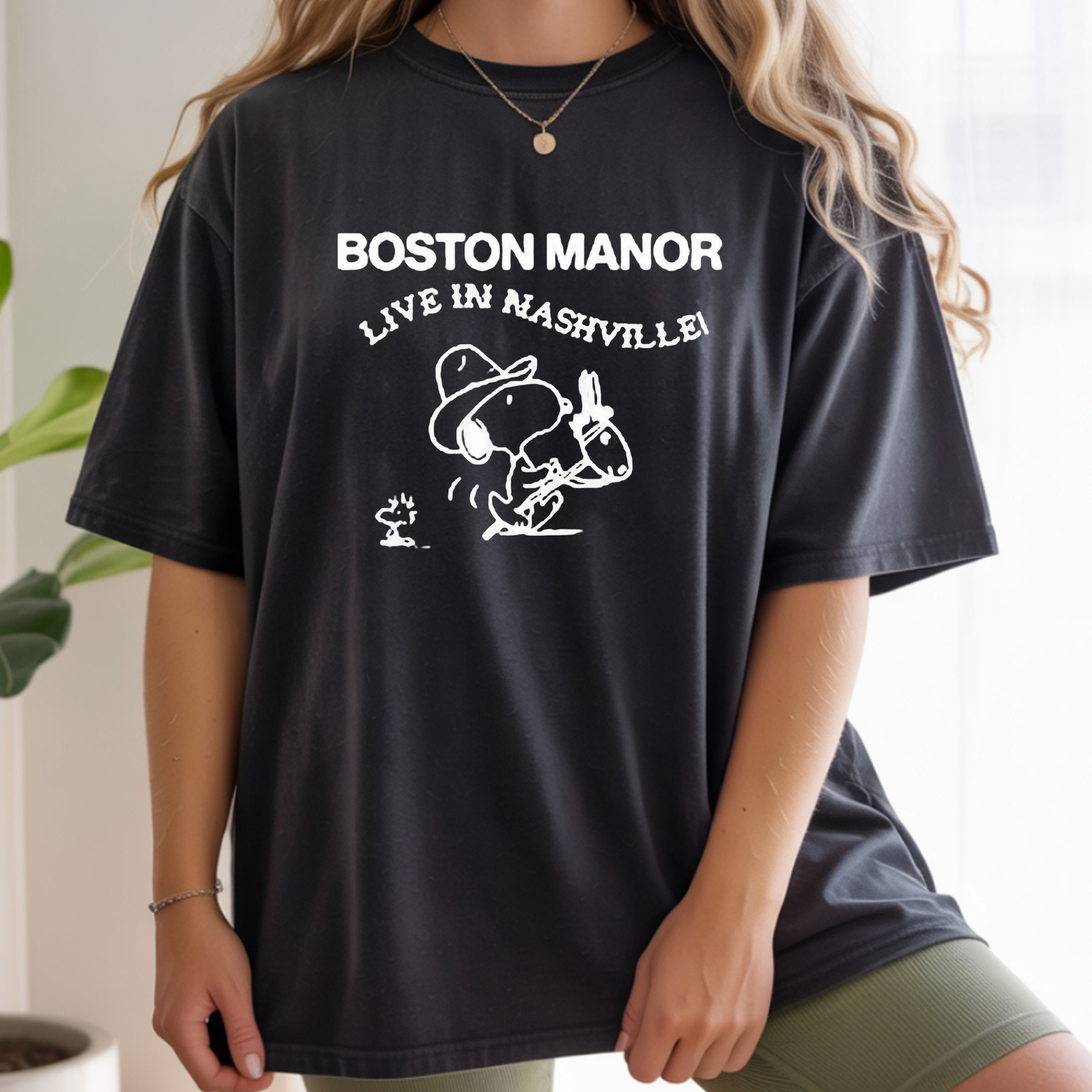 Snoopy Boston Manor Live in Nashville Concert Tour 2025 Rock Band Music Vintage Bootleg Graphic Apparel – T-Shirt, Hoodie & Sweatshirt