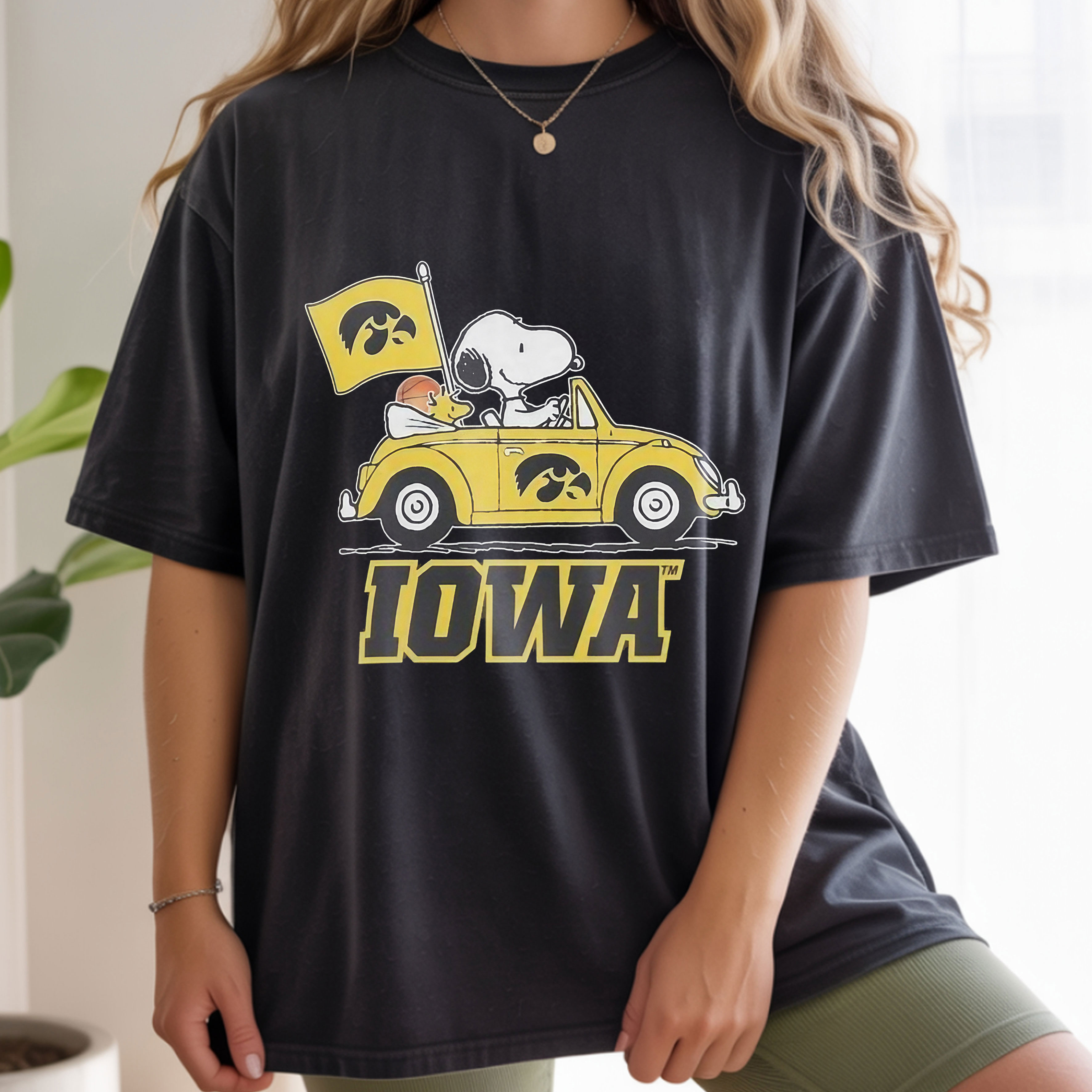 Peanuts Snoopy and Woodstock Iowa Hawkeyes On Car 2023 NCAA Football Vintage Bootleg Team Pride Road Trip Apparel – T-Shirt, Hoodie & Sweatshirt