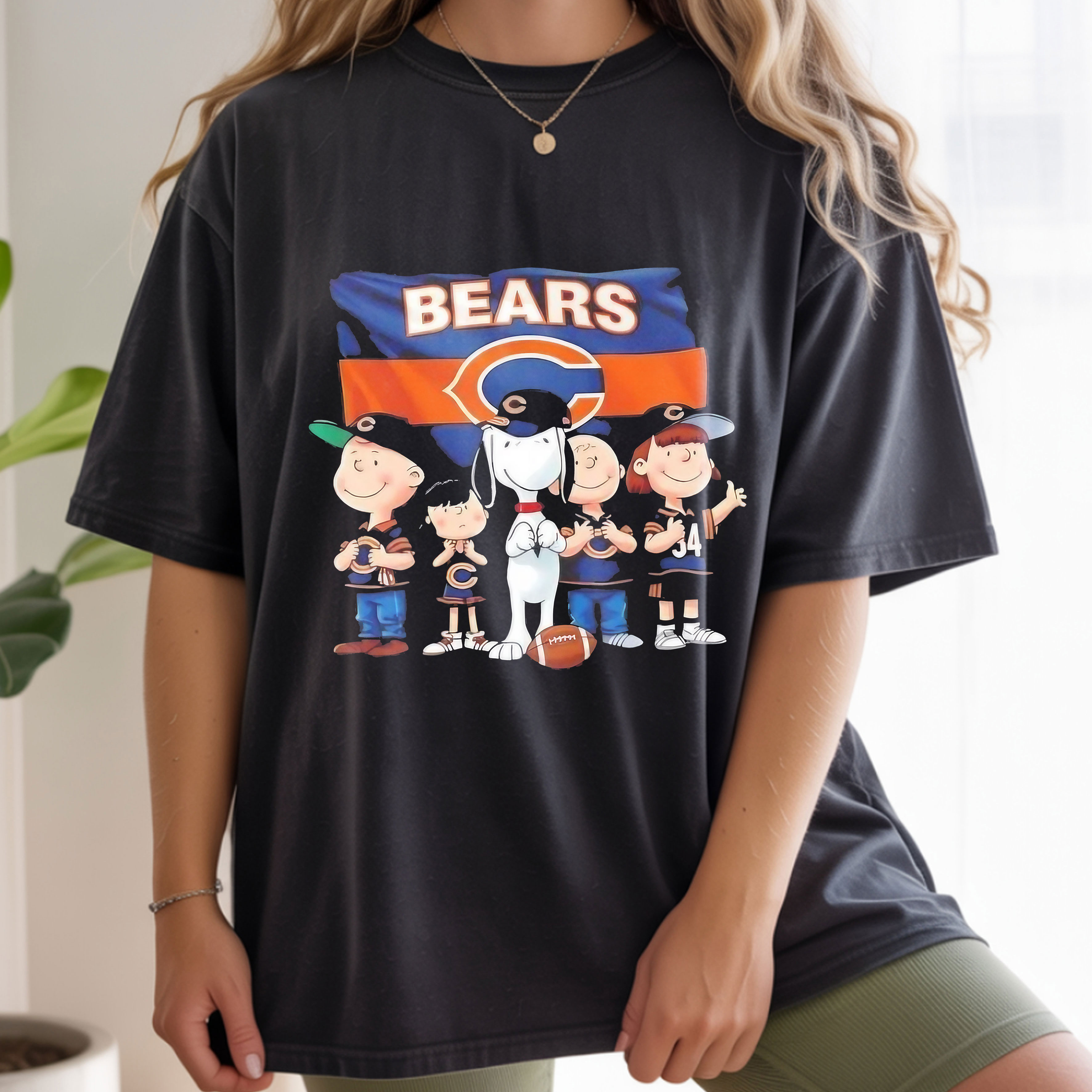Peanuts Snoopy Family Chicago Bears Flag Football NFL Team Spirit Vintage Bootleg Sports Fan Apparel – T-Shirt, Hoodie & Sweatshirt