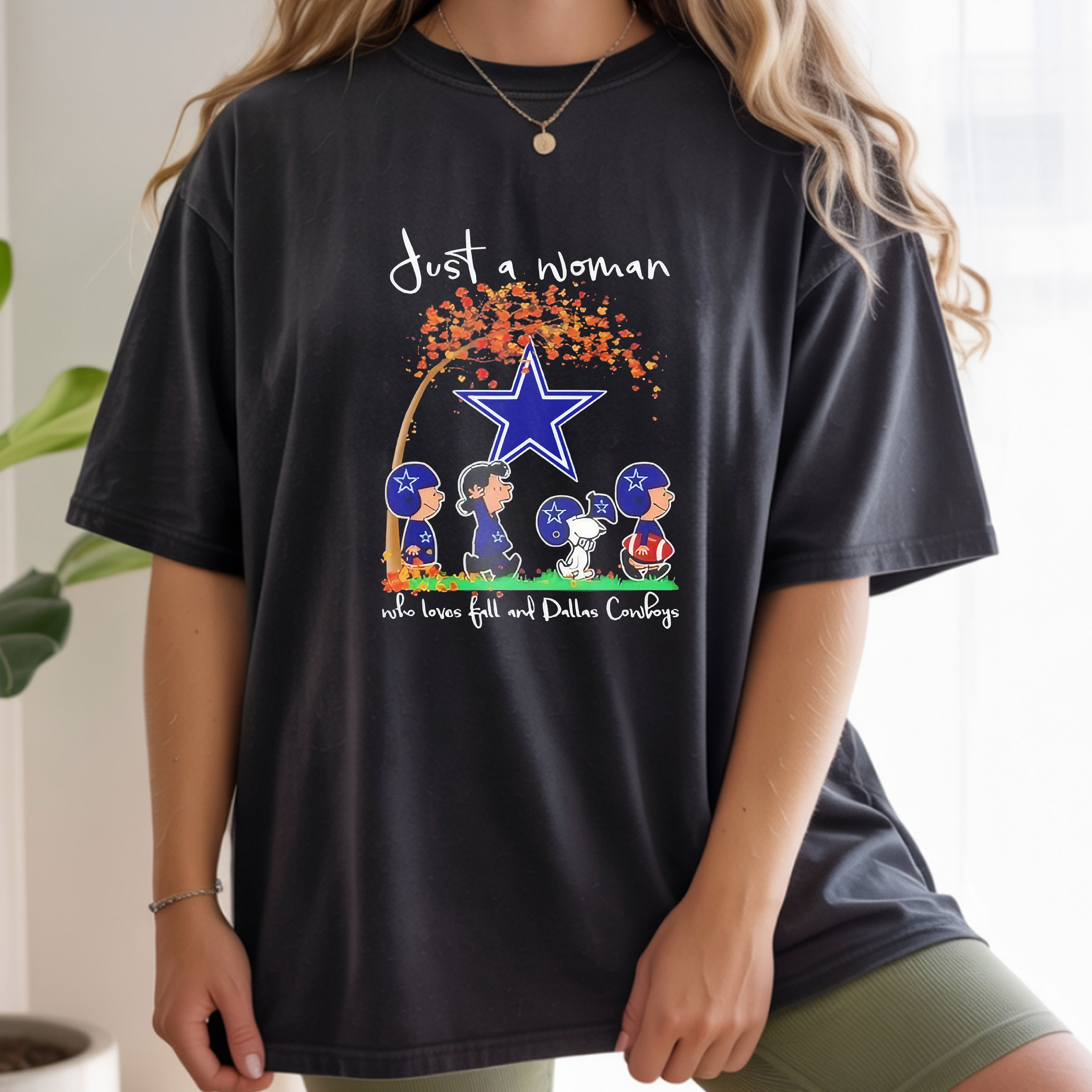 Peanuts Just a Woman Who Loves Fall and Dallas Cowboys Team Happy Fall NFL Football Autumn Vintage Bootleg Seasonal Apparel – T-Shirt, Hoodie & Sweatshirt