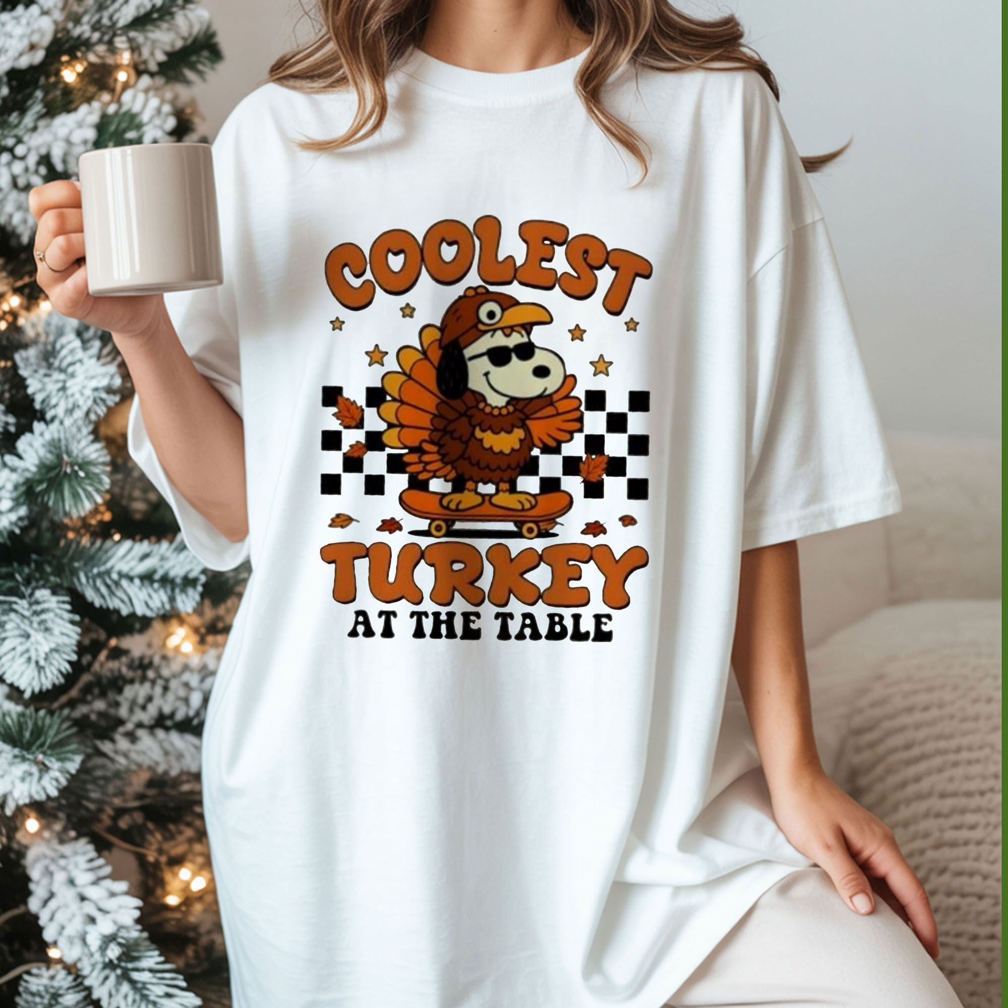 Snoopy Coolest Turkey at the Table Thanksgiving Fall Holiday Vintage Bootleg Funny Family Dinner Apparel – T-Shirt, Hoodie & Sweatshirt