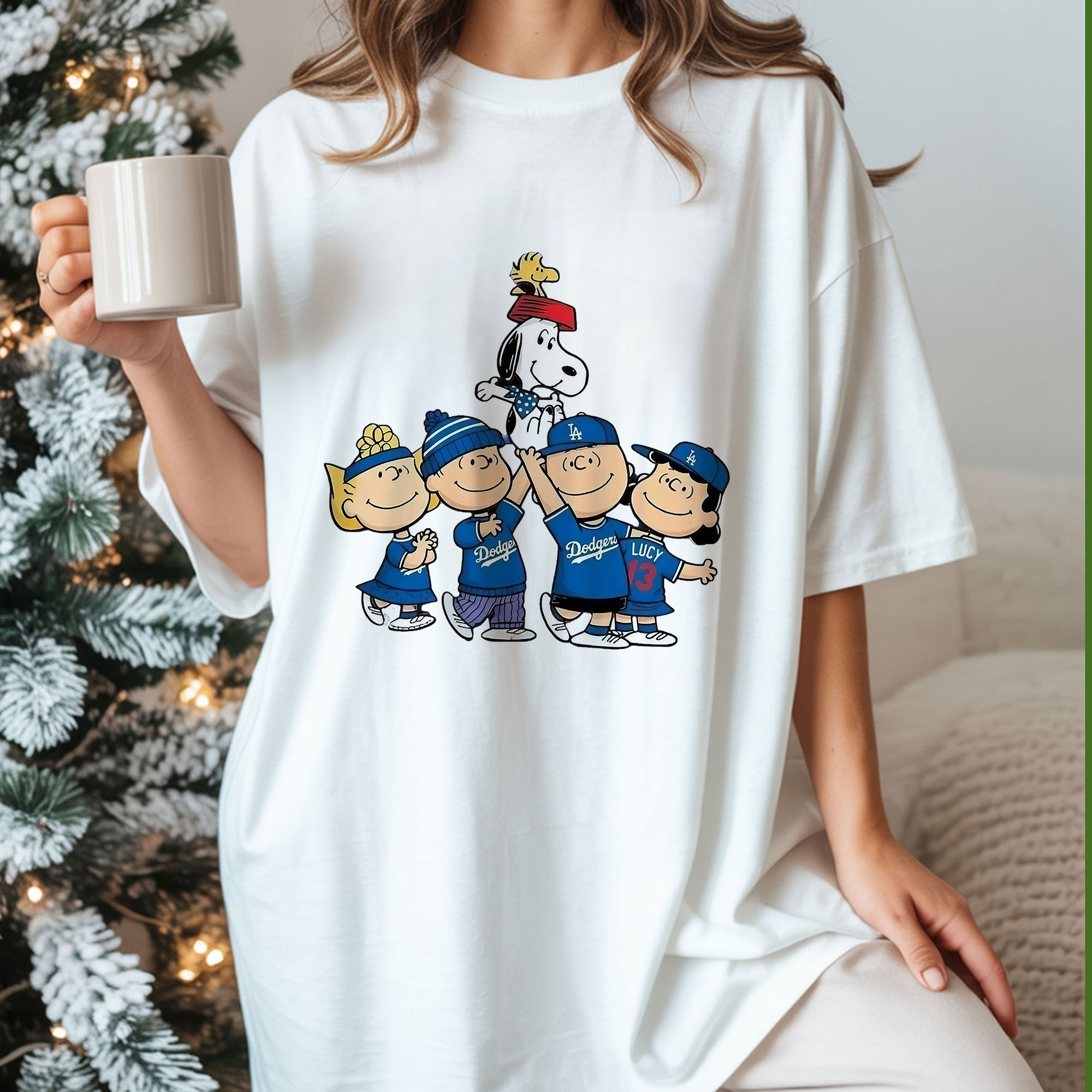 Snoopy & Friends The Peanuts x Dodgers Fan Art Celebrate in LA Baseball MLB Crossover Vintage Bootleg Sports Apparel – T-Shirt, Hoodie & Sweatshirt