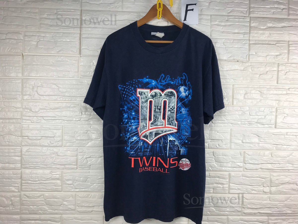 Vintage Minnesota Twins Baseball MLB 2001 L Size T Shirt_915