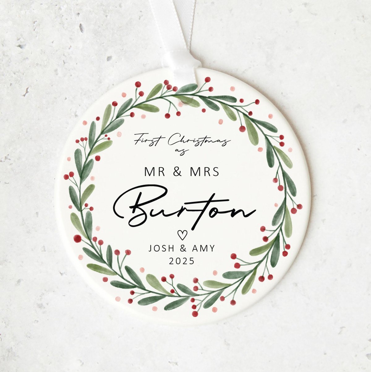 Personalised Mr Mrs Ornament First Christmas Married Bauble Newlywed Wedding Keepsake Gift