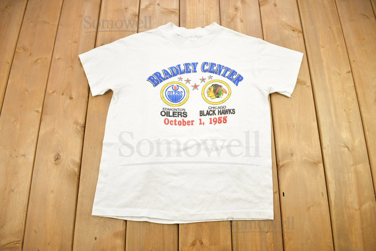 Vintage 1988 Edmonton Oilers Vs Chicago Blackhawks NHL Graphic T-Shirt Made In USA Single Stitch NHL Hockey Bradley Center_407