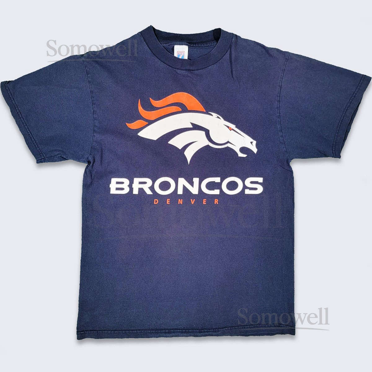 Denver Broncos Vintage 90s Logo 7 T-Shirt - NFL Football Blue Tee - With Large Logo Printed on Front - Men's Size Medium - FREE SHIPPING_326