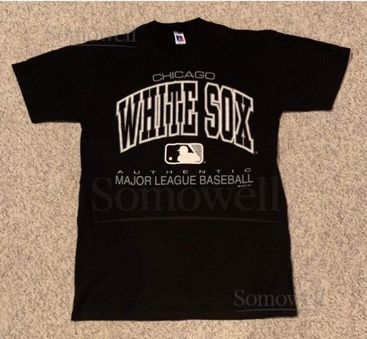 Chicago White Sox vintage 90s never worn Russell Athletic t-shirt size adult large. LOWERED PRICE by 5 DOLLARS_245