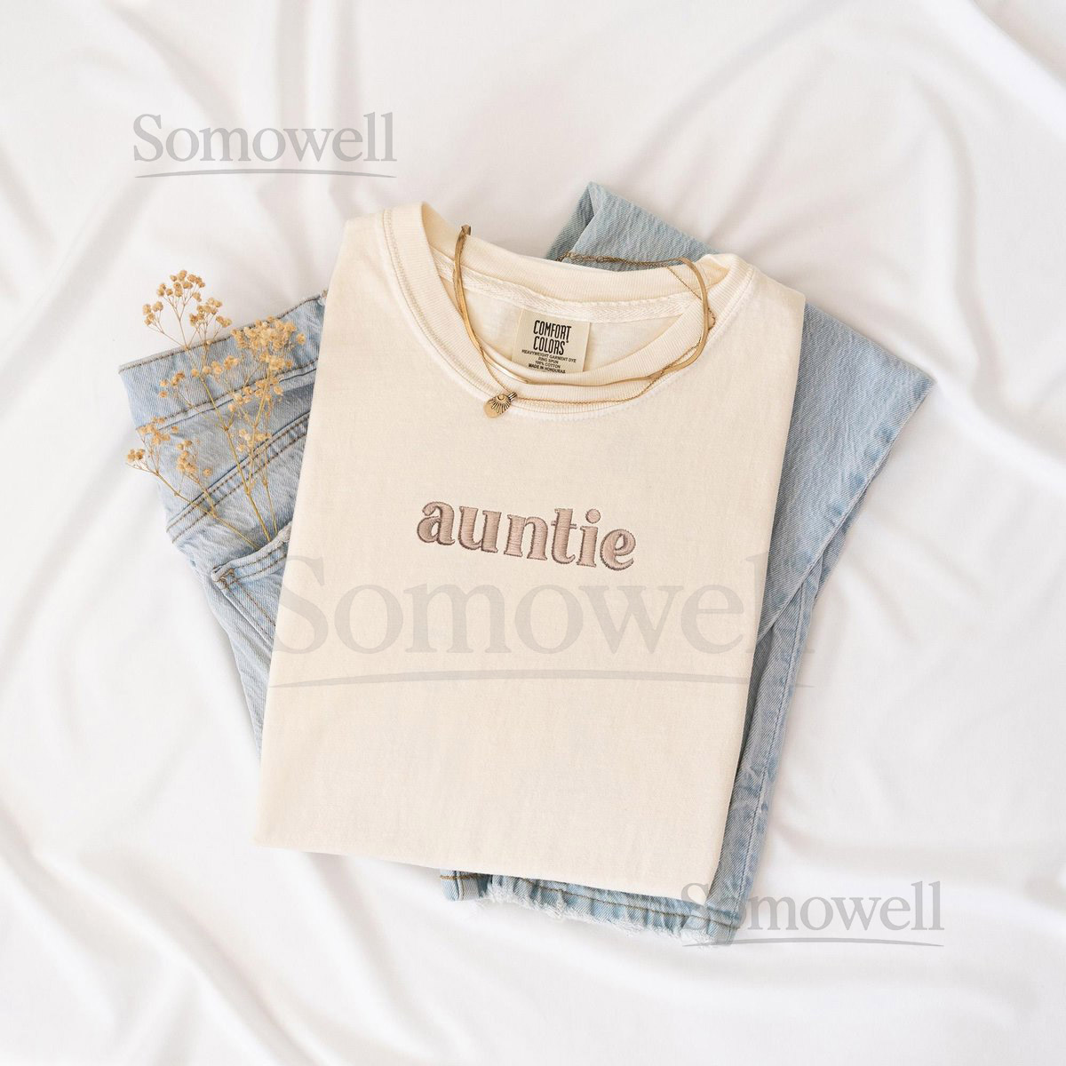 Embroidered Aunt Shirt Minimalistic Aunt Auntie Tee New Aunt T-shirt Aunt Gift Embroidered Auntie Shirt Comfort Colors Aunt Shirt_47