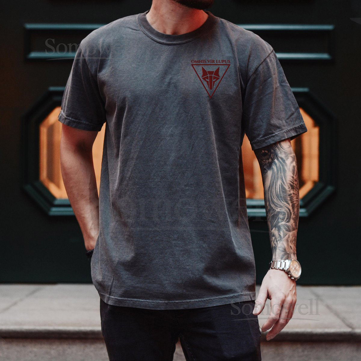 Howler Embroidered Shirt Howler Shirt Red Rising Shirt Omnis Vir Lupus Hail Libertas Hail Reaper Red Rising Merch Red Rising_126