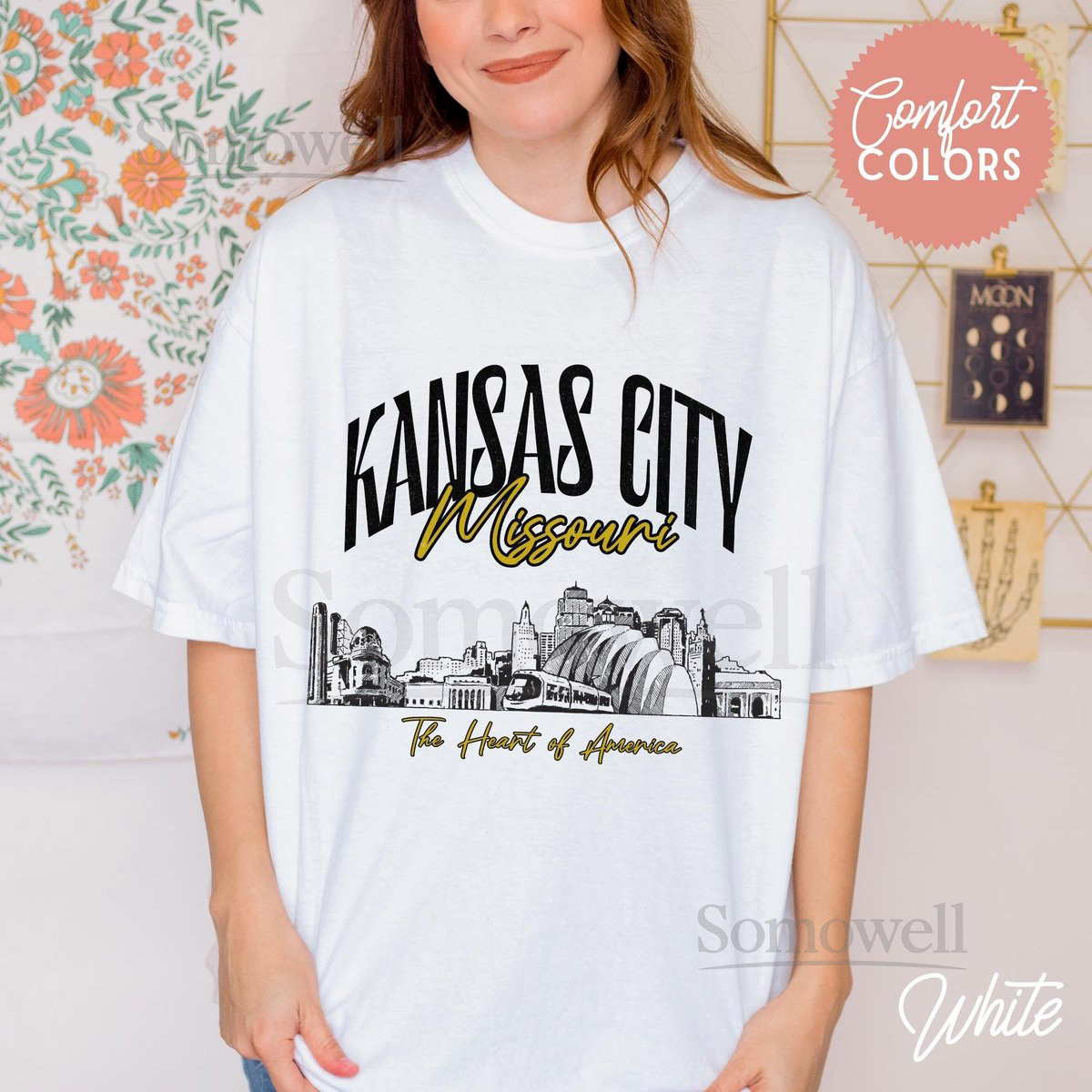 Oversized Kansas City Skyline T-Shirt Vintage Varsity Crewneck Unisex Missouri State Comfort Colors Tee Retro Kansas City Fan Shirt_692