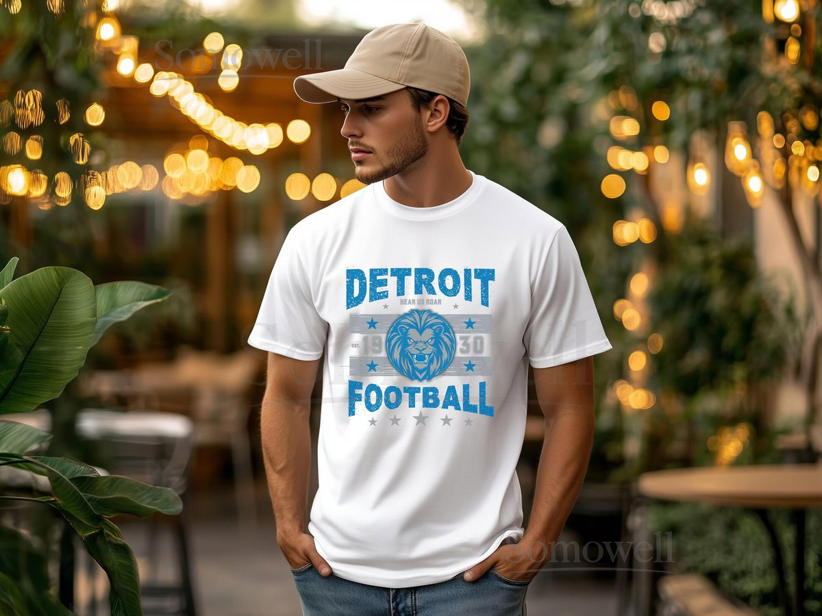 Detroit Football Vintage T-Shirt Retro Lion Shirt Unisex Game Day Gift Detroit Fan Gear Football Fan Gift_172